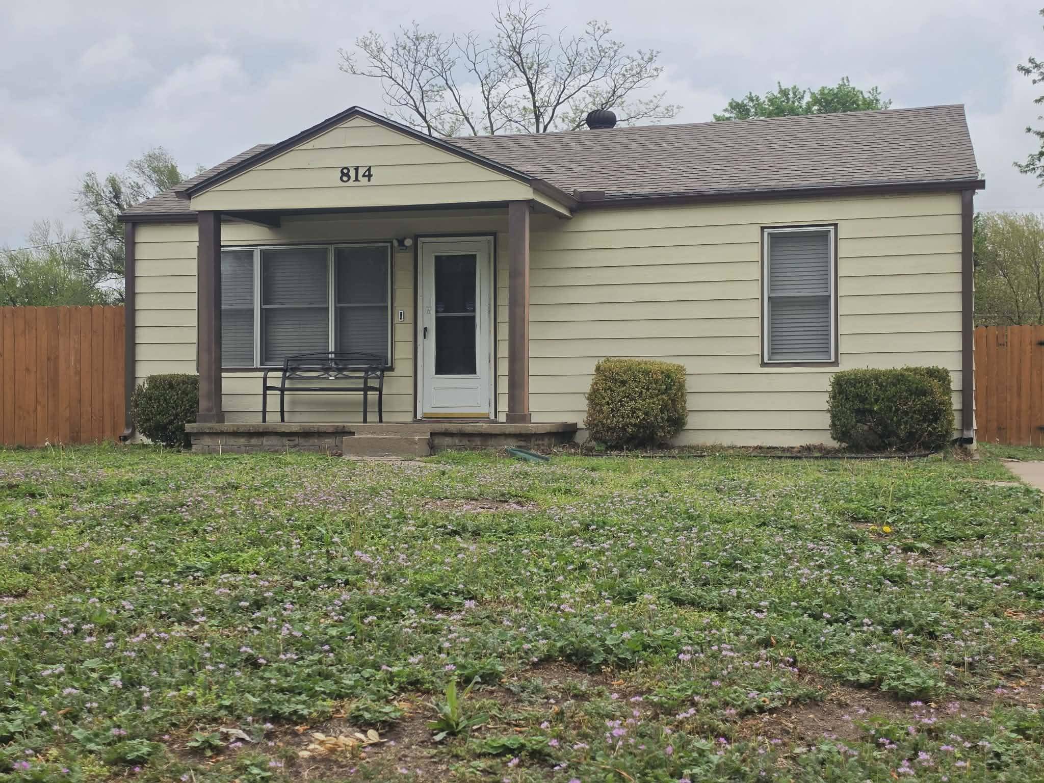814 N Clara St, Wichita, KS 67212