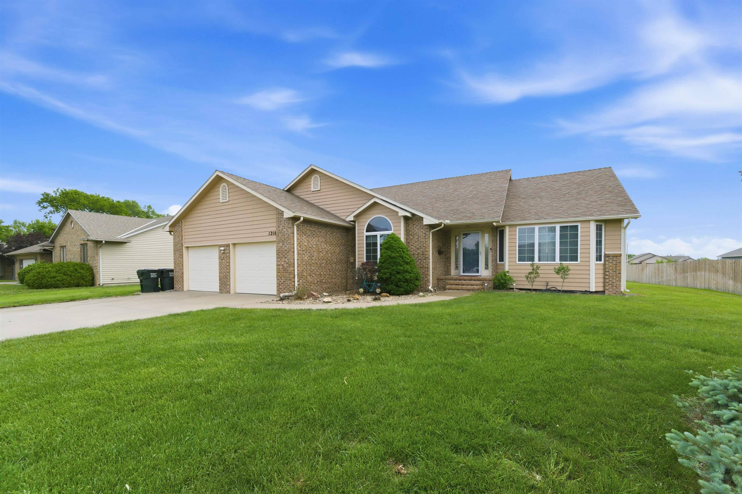 1216 S Chestnut St., Halstead, KS 67056