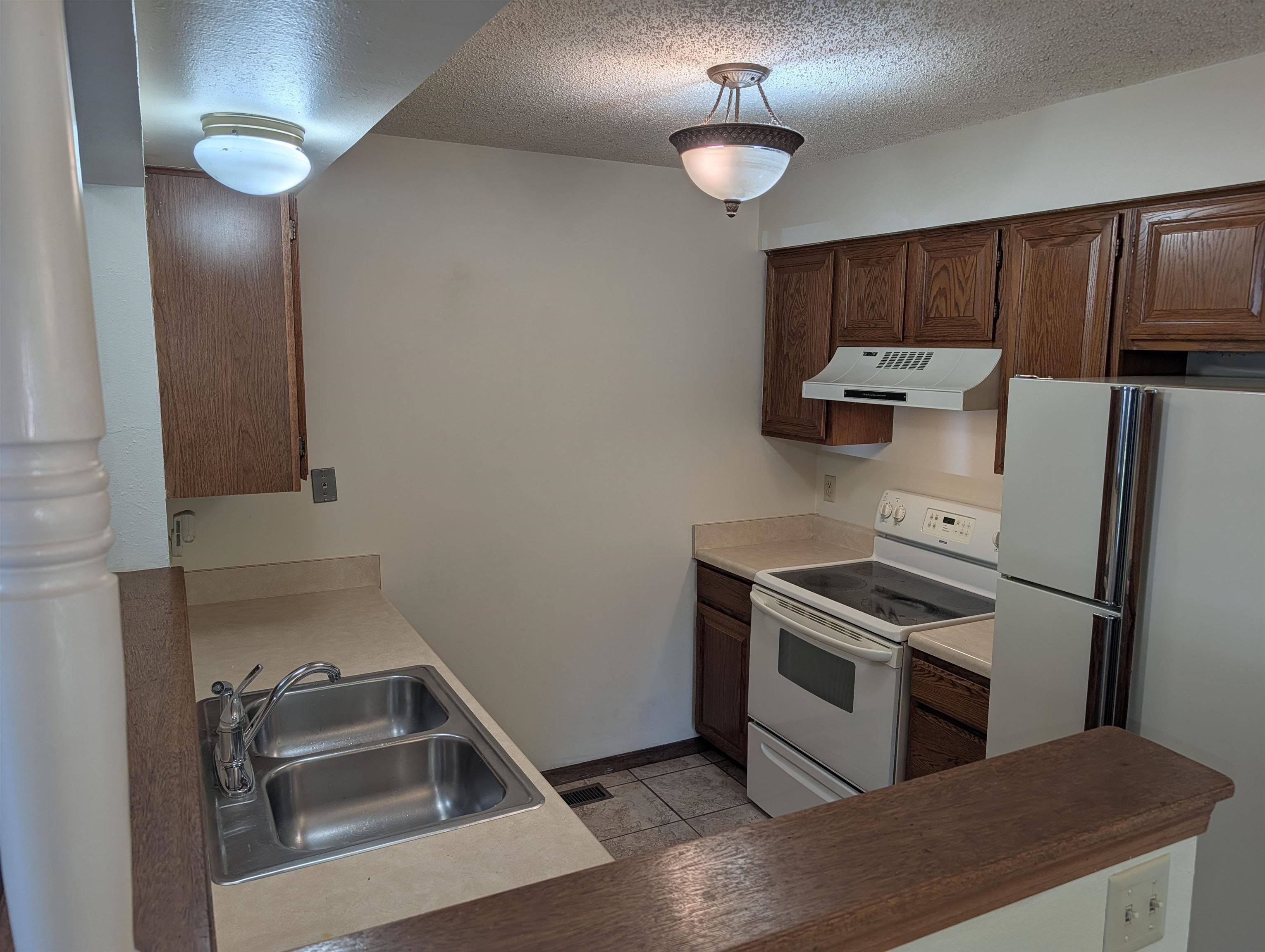1717 S Cypress, Wichita, KS 67207