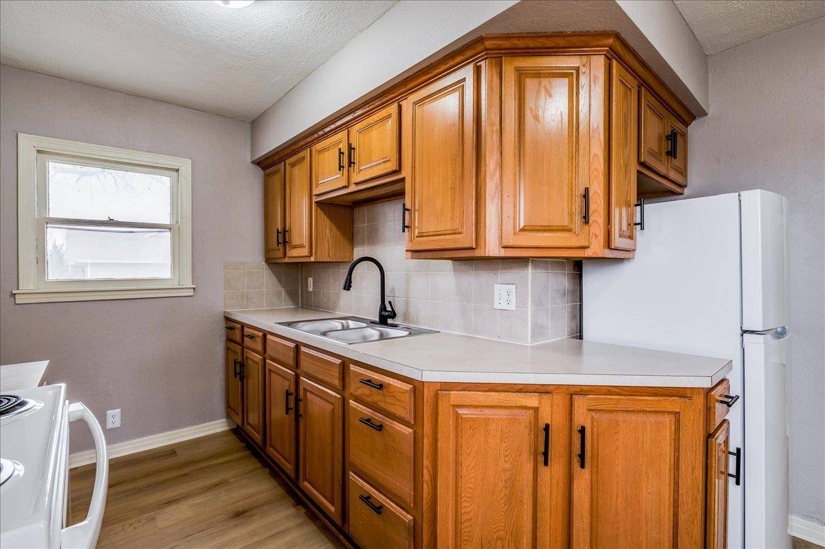 2801-2803 W elm, Wichita, KS 67203