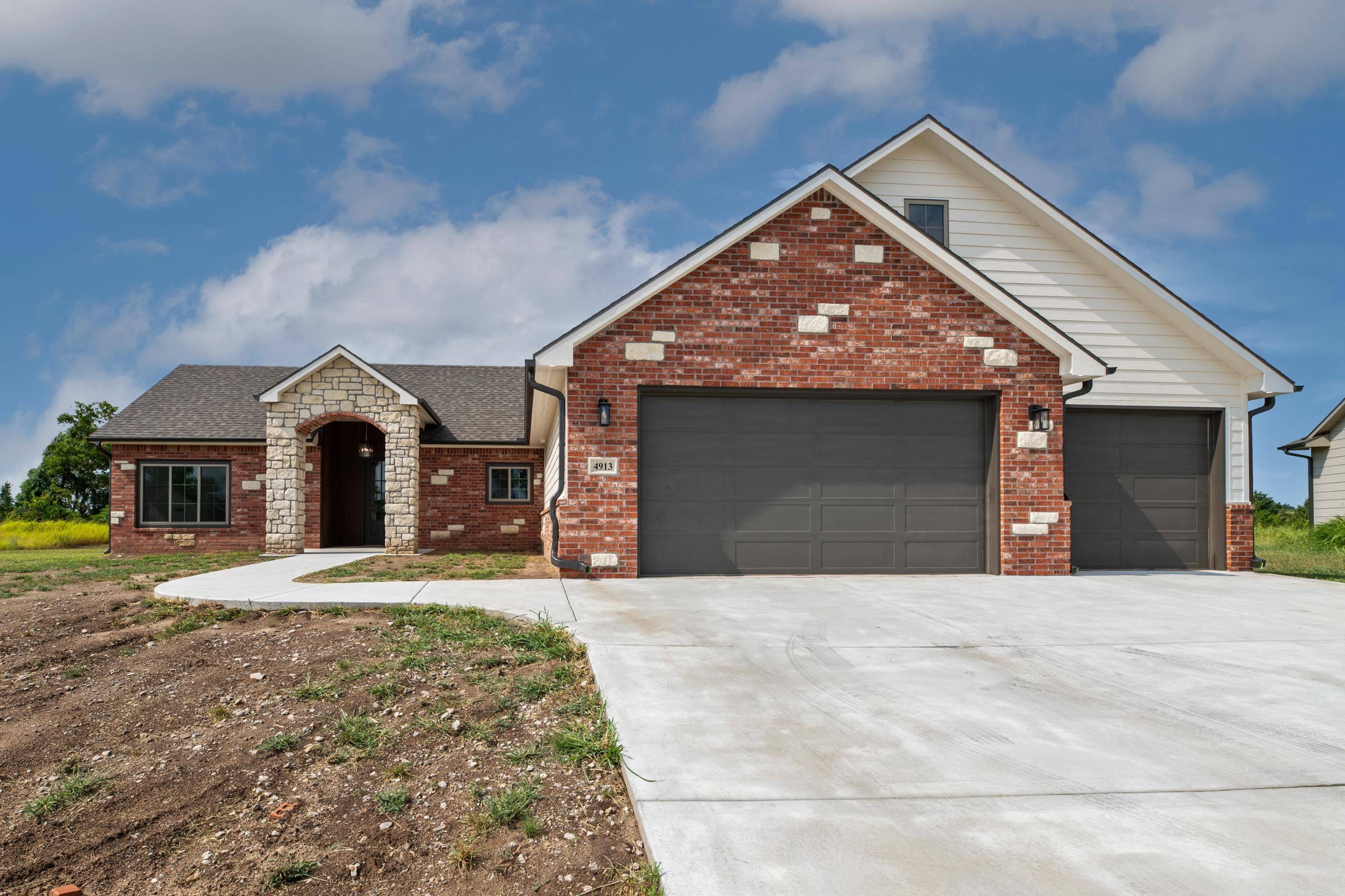 4913 W Calvert, Wichita, KS 67215