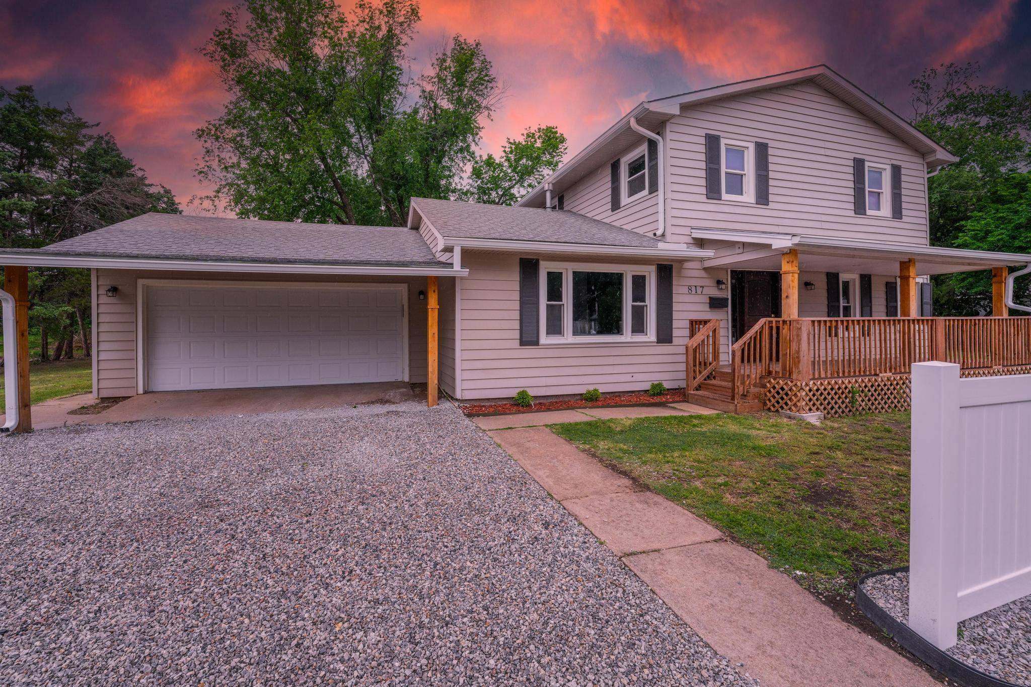 817 W Orchard, Wellington, KS 67152