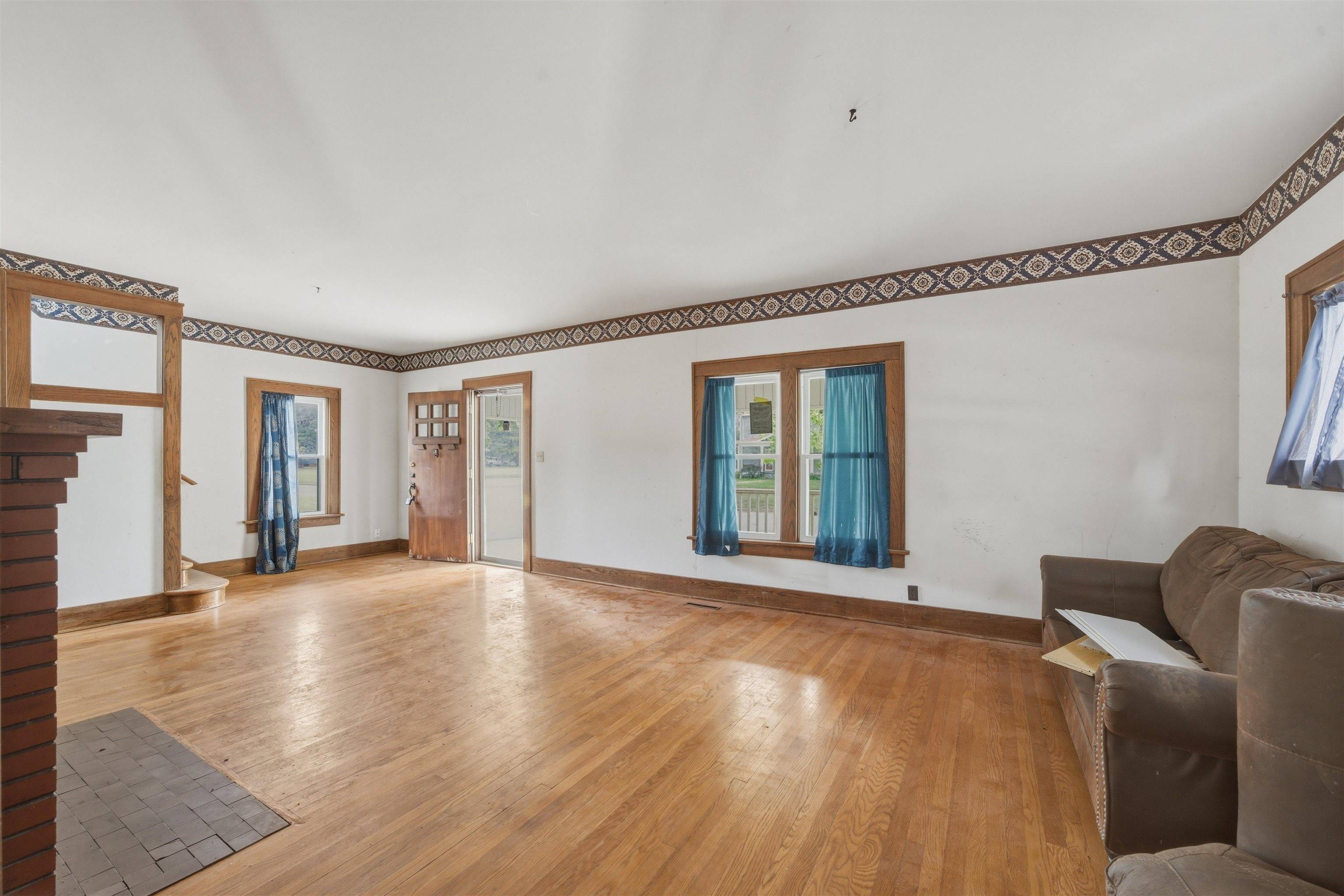 820 N A St, Wellington, KS 67152
