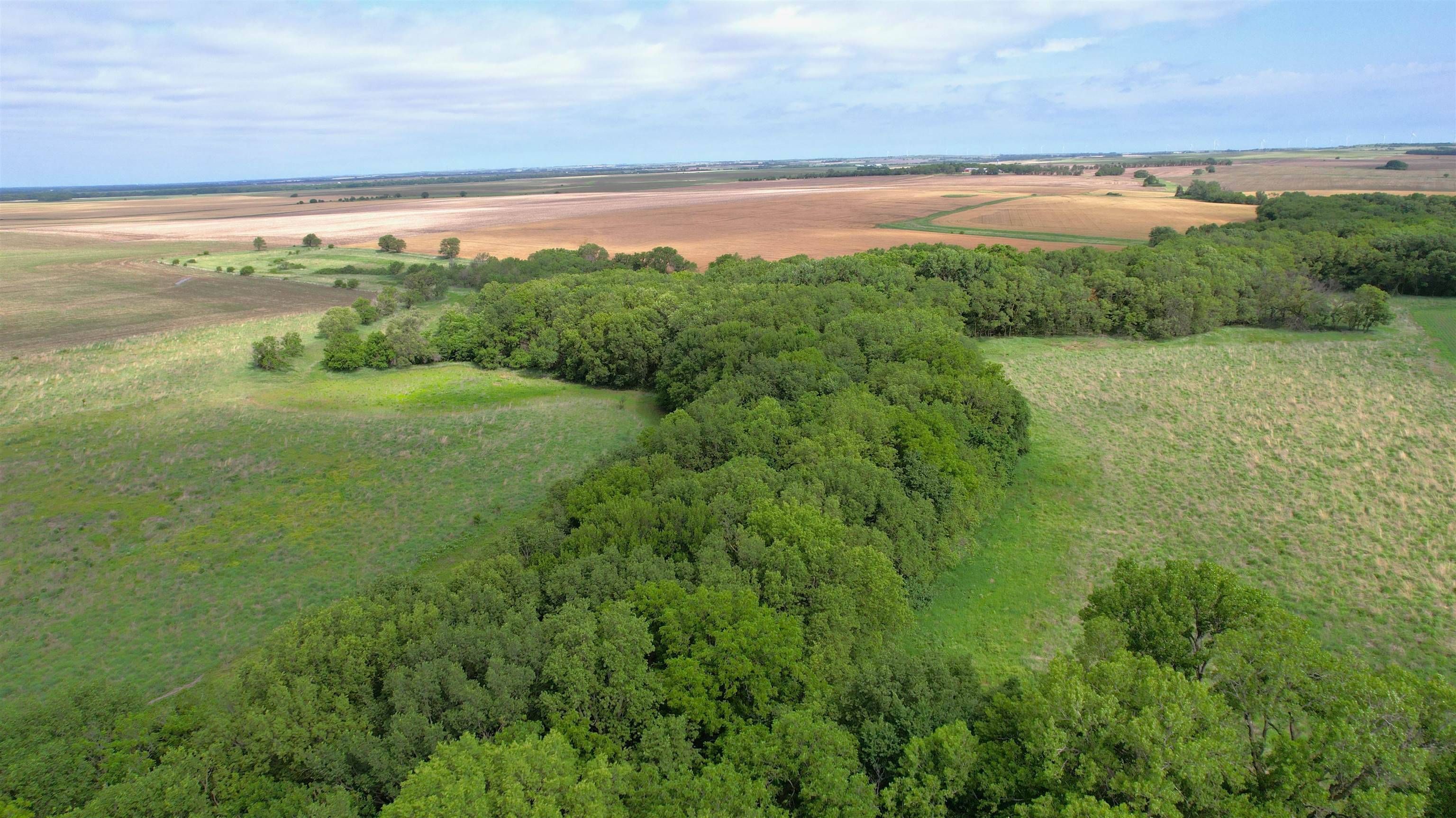 1071 Acorn Road, Delphos, KS 67436