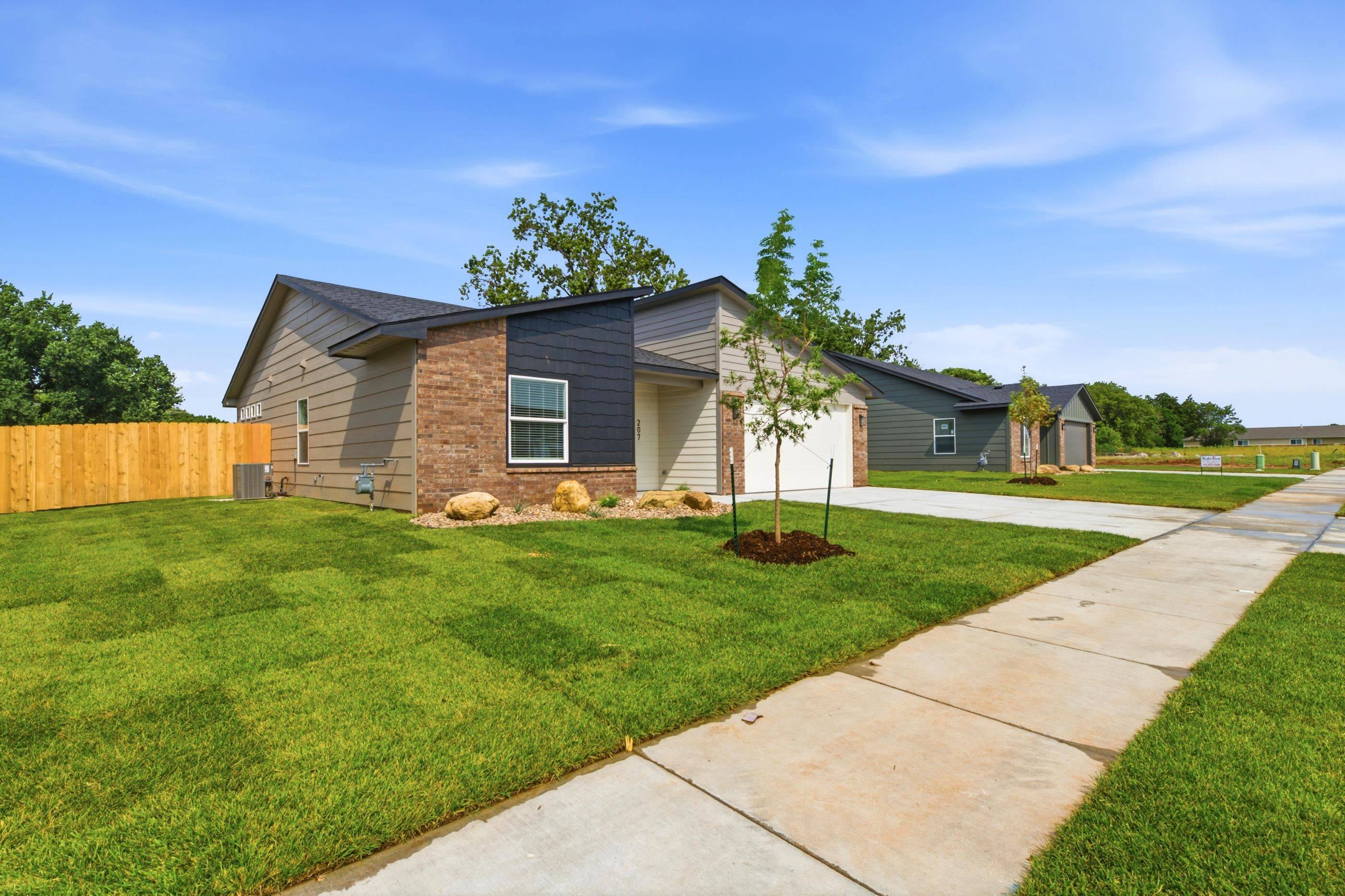 207 Tomahawk, Clearwater, KS 67026