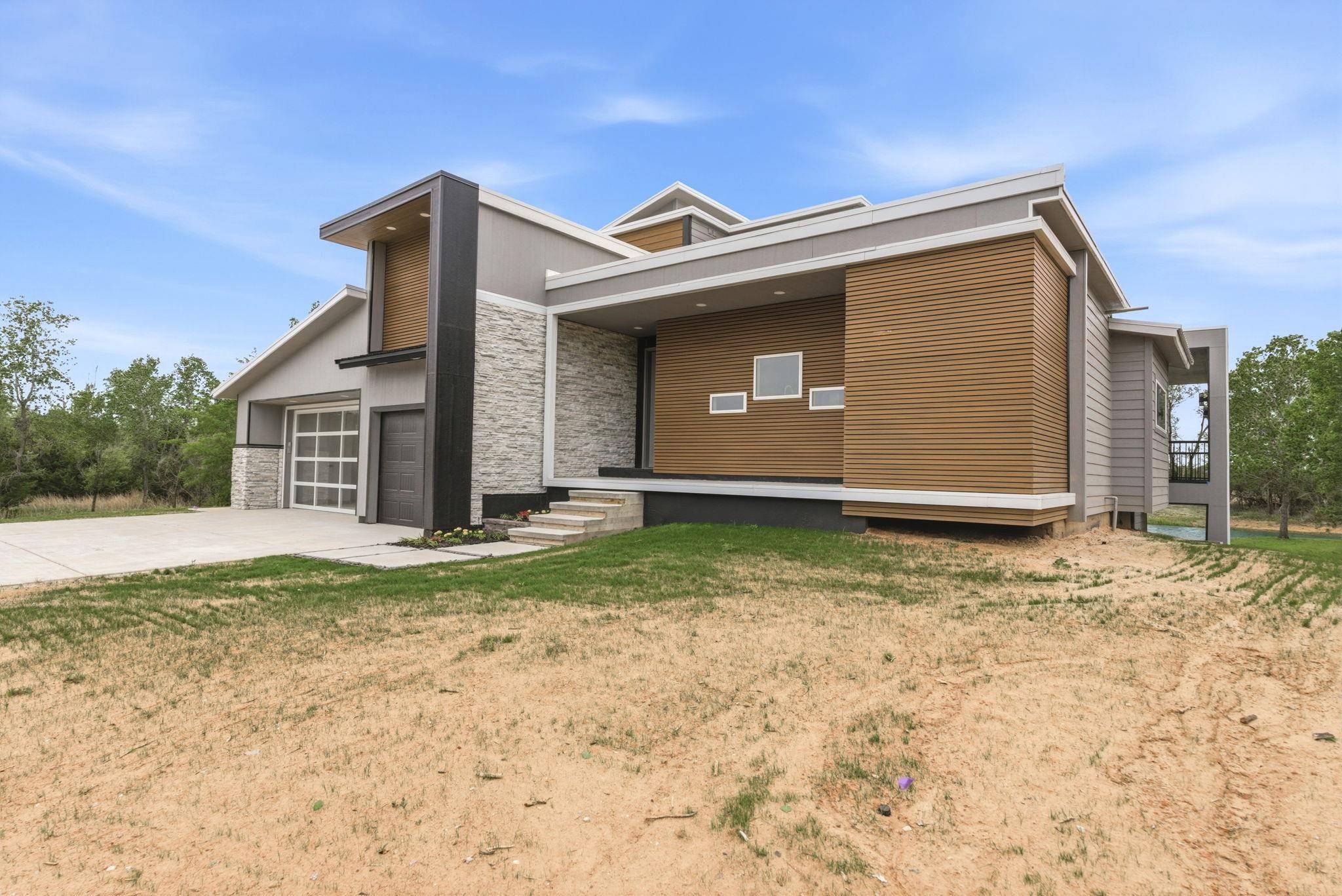 1546 W 10th Ave, Argonia, KS 67004