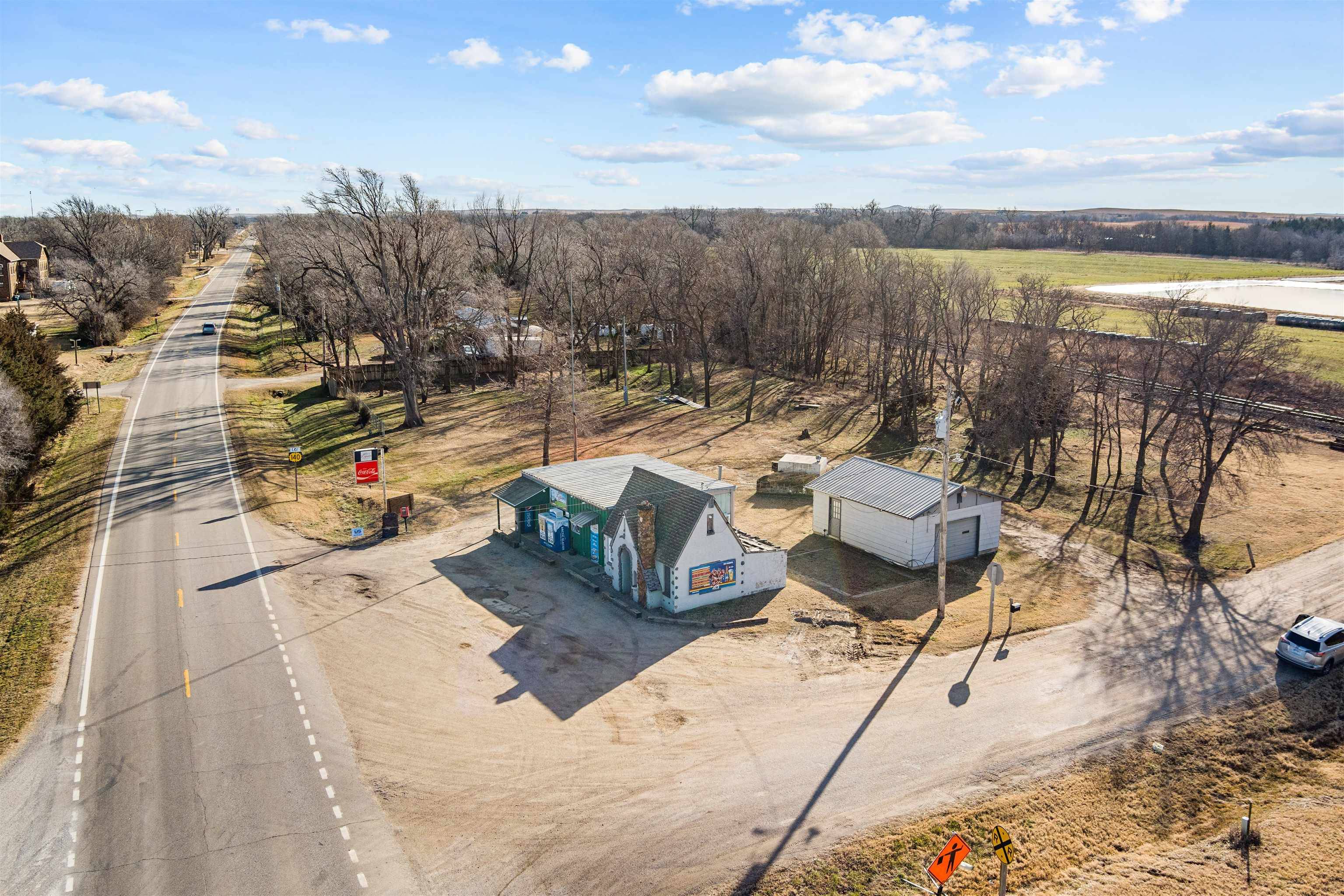 11989 W OLD HWY 40, Brookville, KS 67425