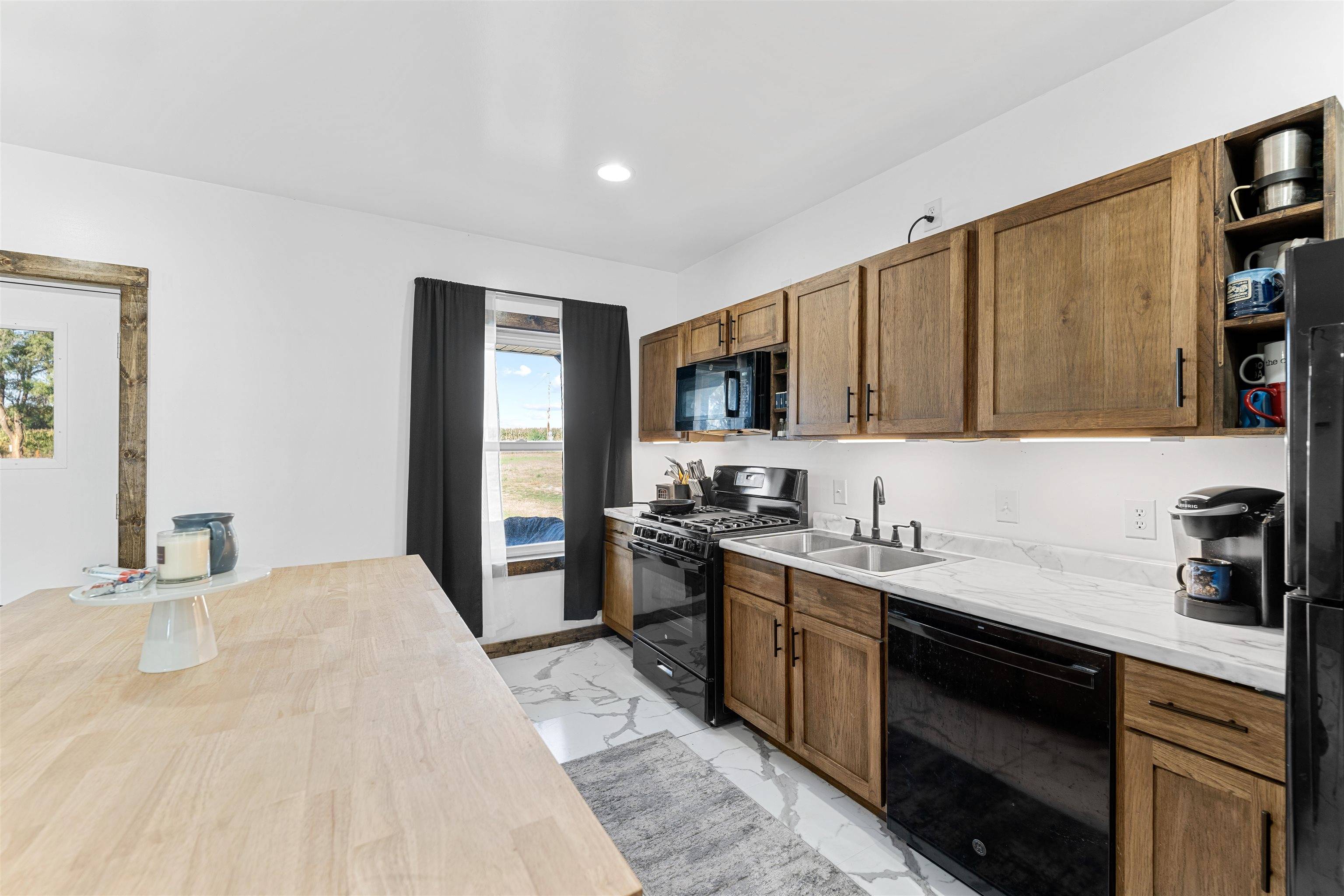 2254 N 160th, Delphos, KS 67436