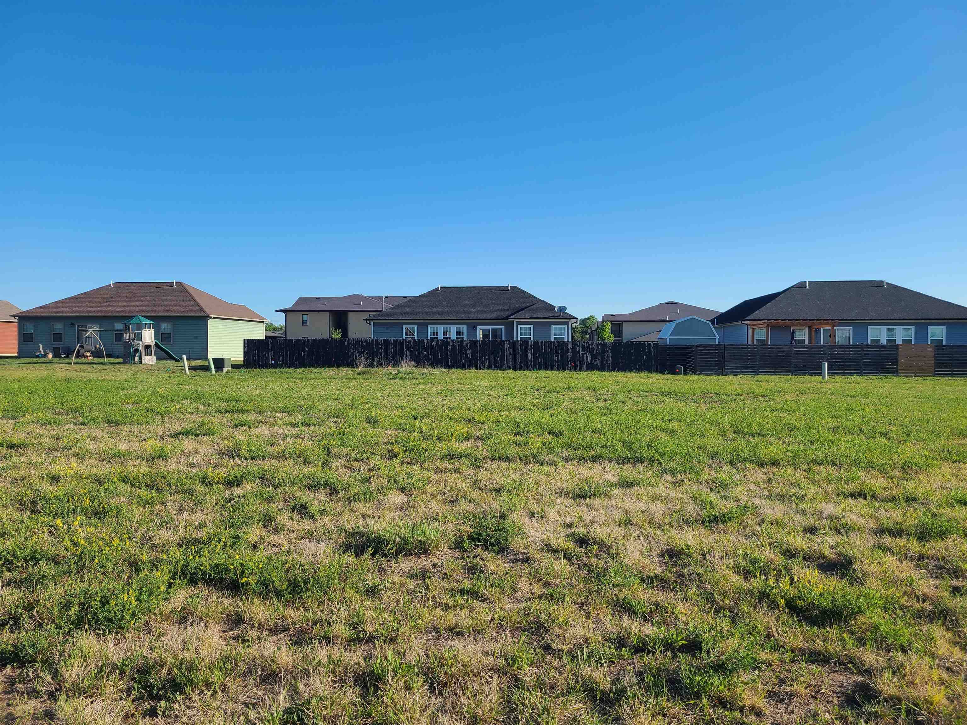 1419 Curtiss Dr., Mcpherson, KS 67460