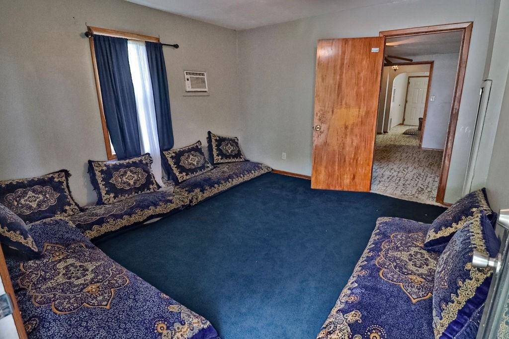 4704 S Water St, Wichita, KS 67217