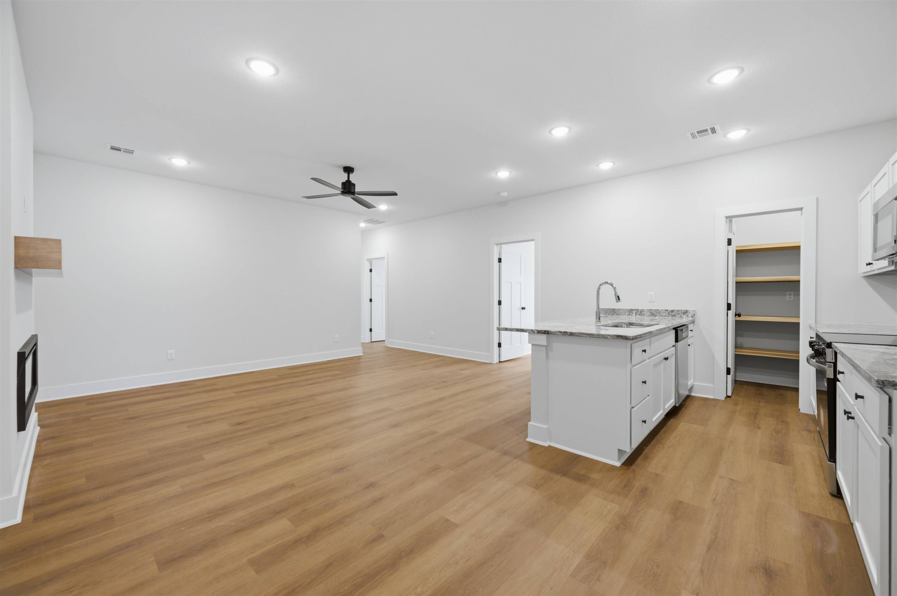 119 N N Mendocino Ct, Goddard, KS 67052