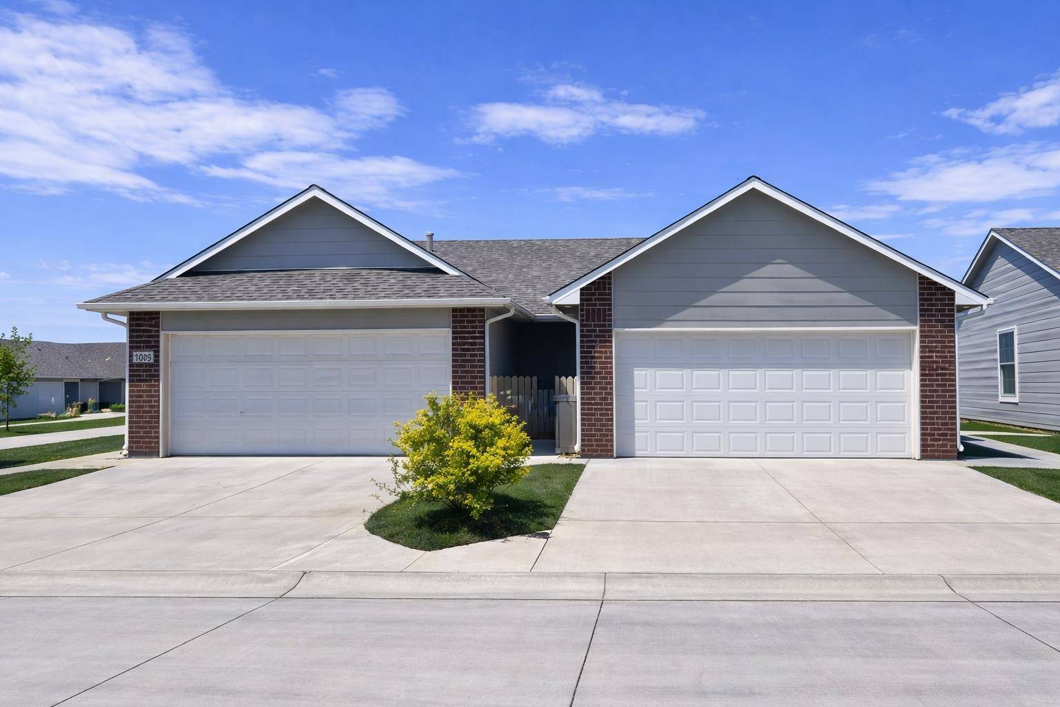 5418-5420 N Colburn Street, Bel Aire, KS 67220