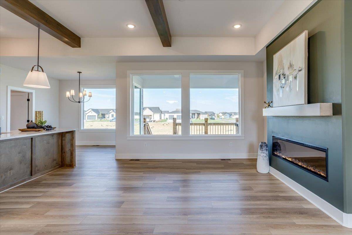 4455 N Grey Meadows St, Maize, KS 67101