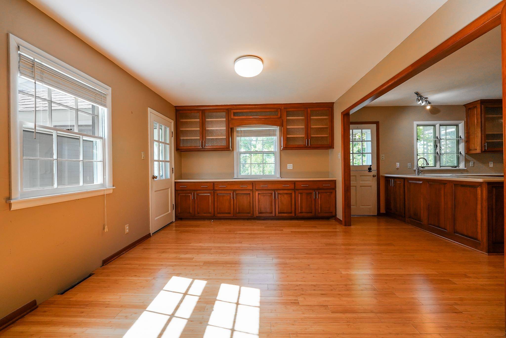 1305 W Park Ave, El Dorado, KS 67042