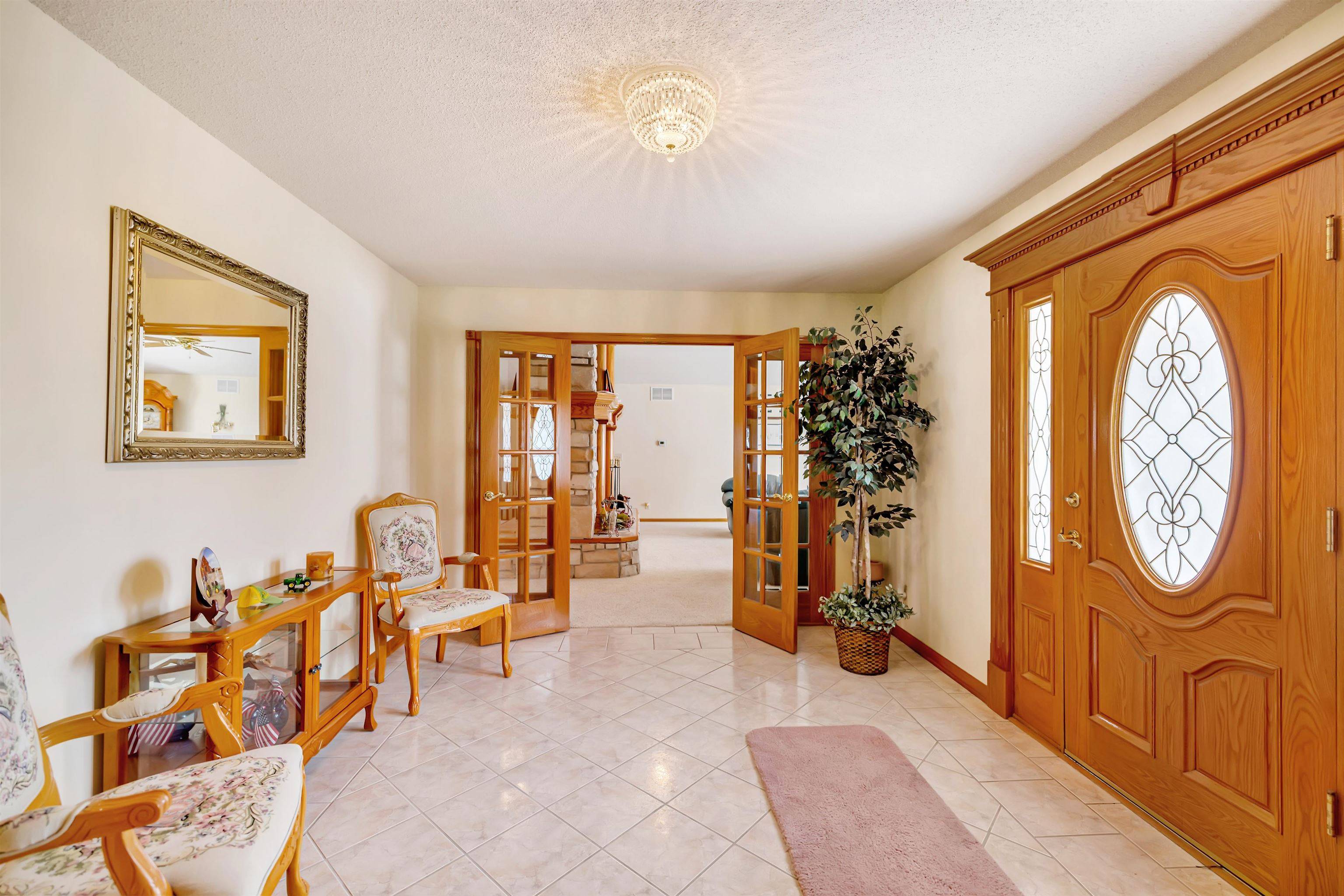 19447 SW Meadowlark Rd, Rose Hill, KS 67133-8527