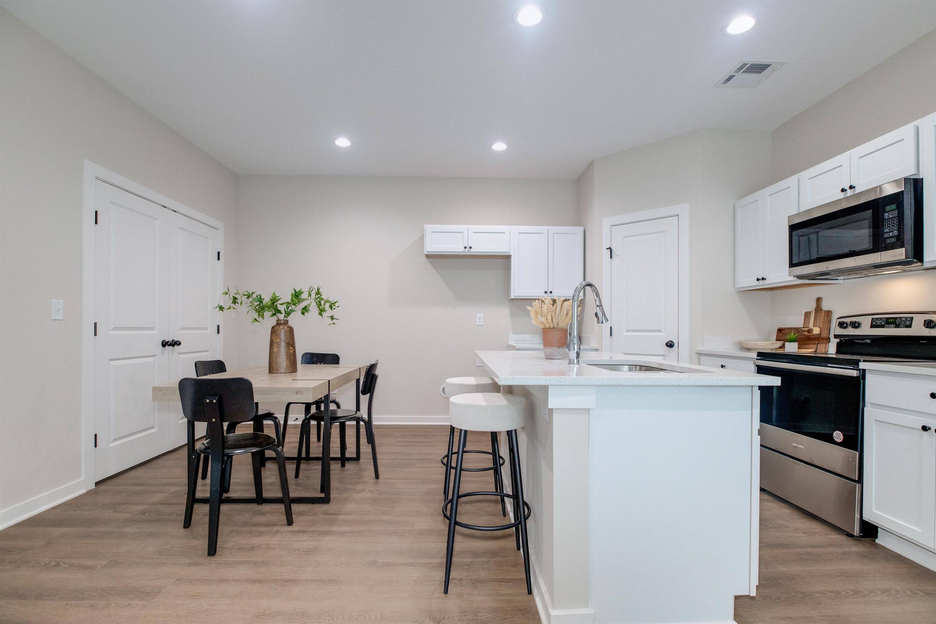 2925 S Maize CT, Wichita, KS 67215