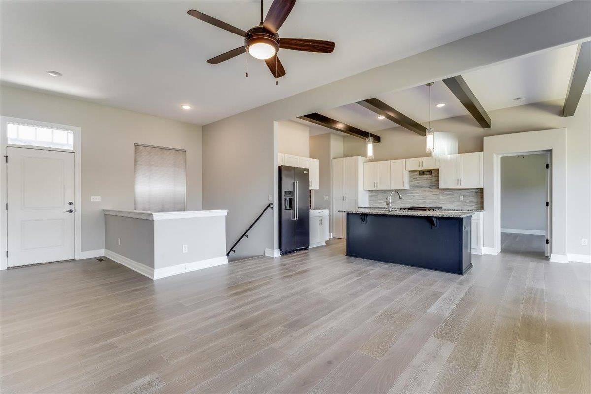 2817 N Woodridge, Wichita, KS 67226