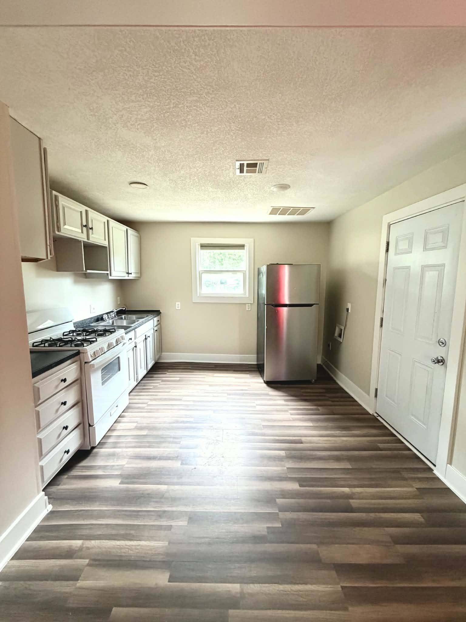 2966 S Davidson St, Wichita, KS 67210
