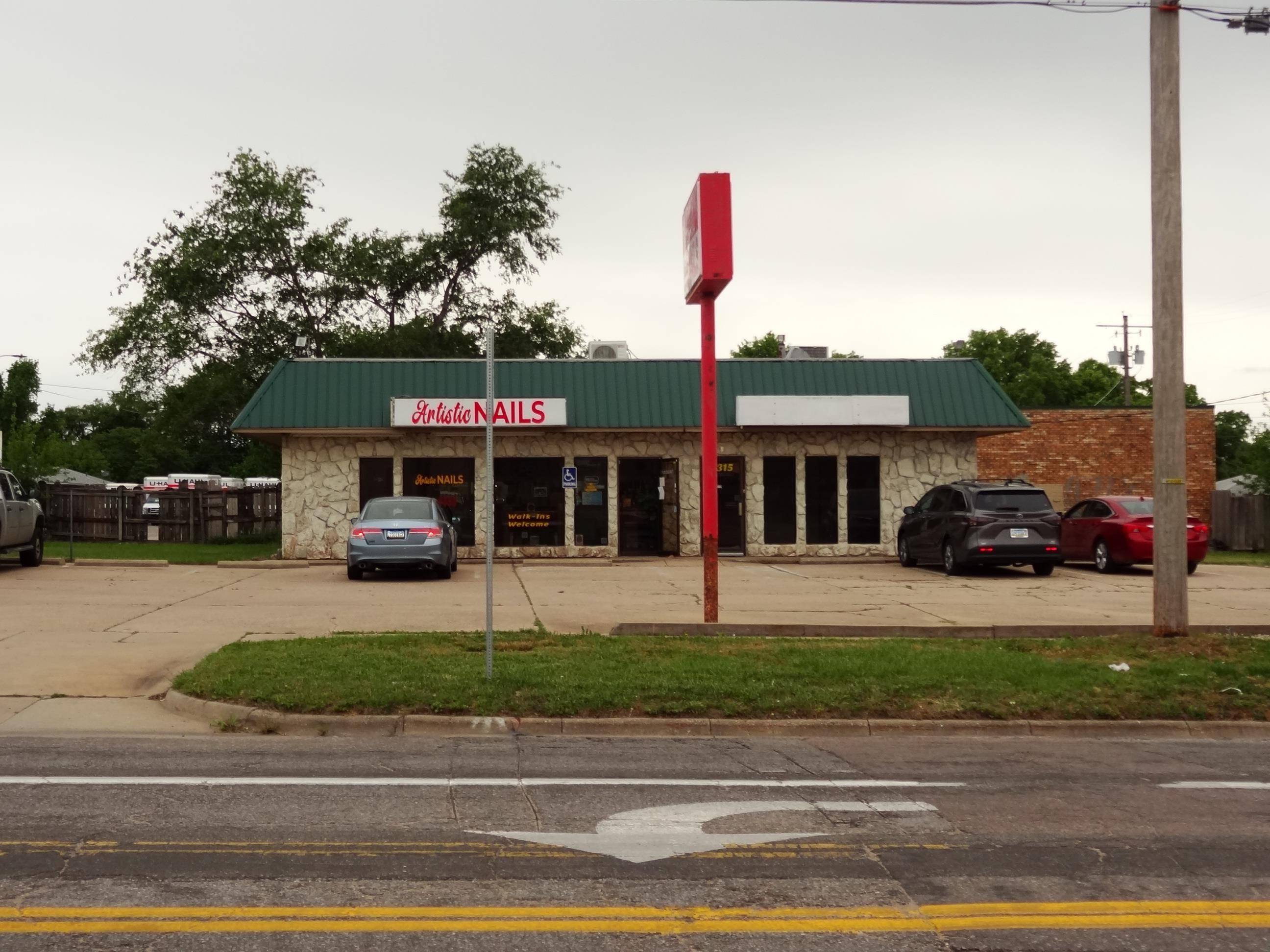 6315/6317 E LINCOLN STREET, Wichita, KS 67218