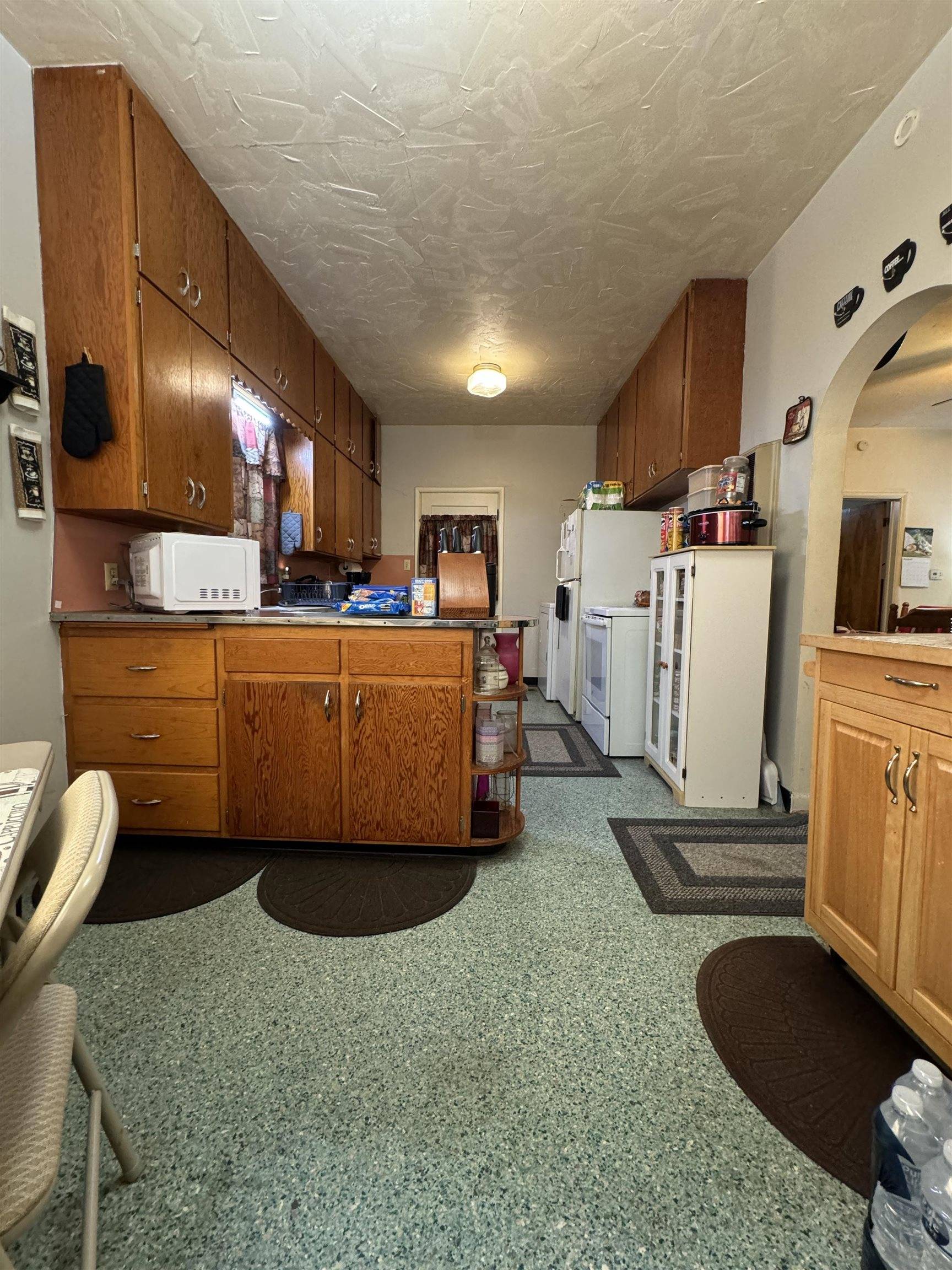 615 N 2nd, Arkansas City, KS 67005