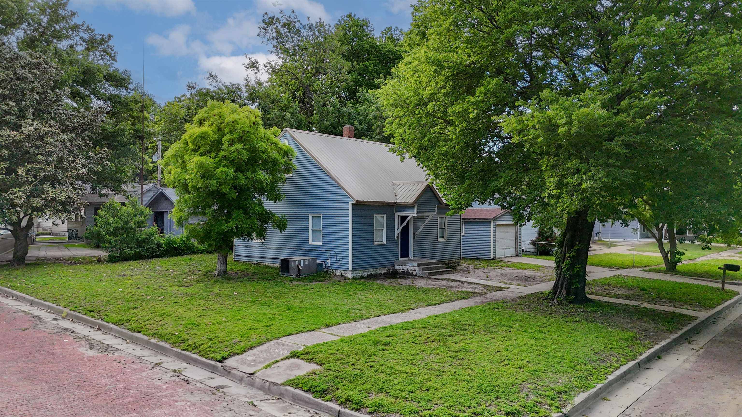 801 N C St, Arkansas City, KS 67005