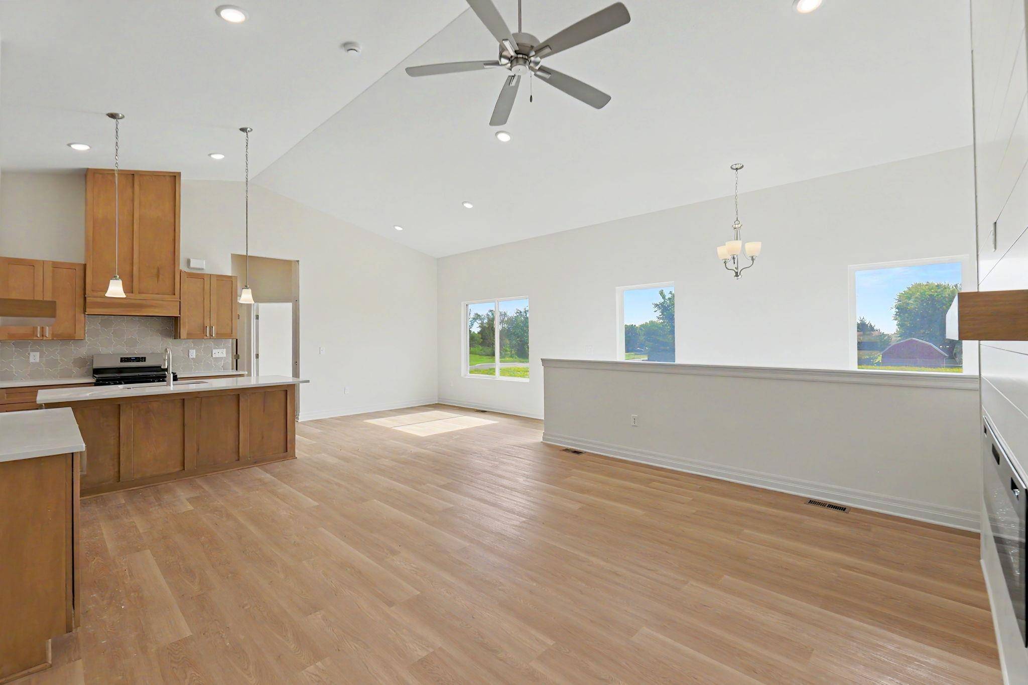 946 N Main, Goddard, KS 67052