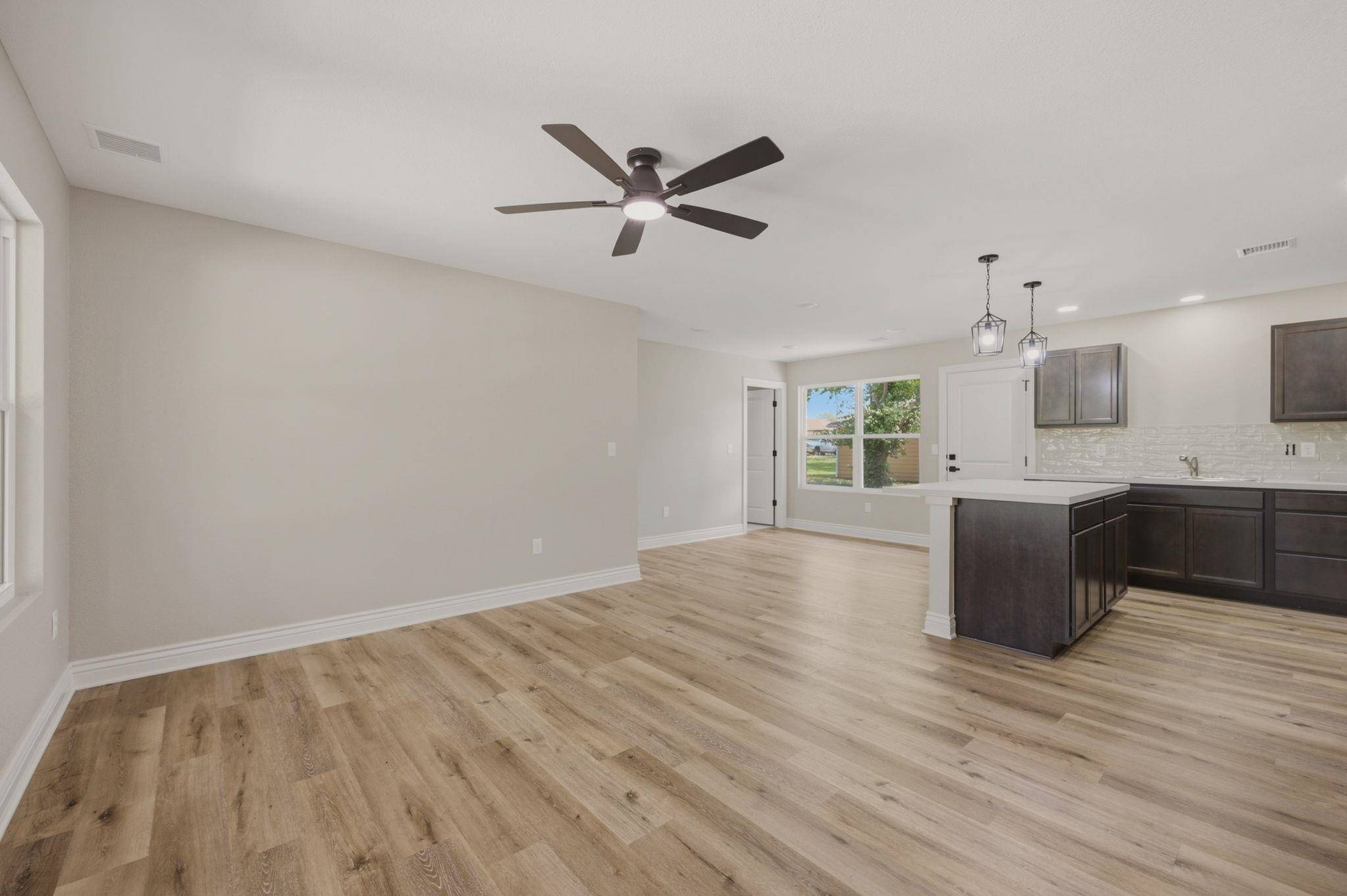 401 E 11th Ave, El Dorado, KS 67042