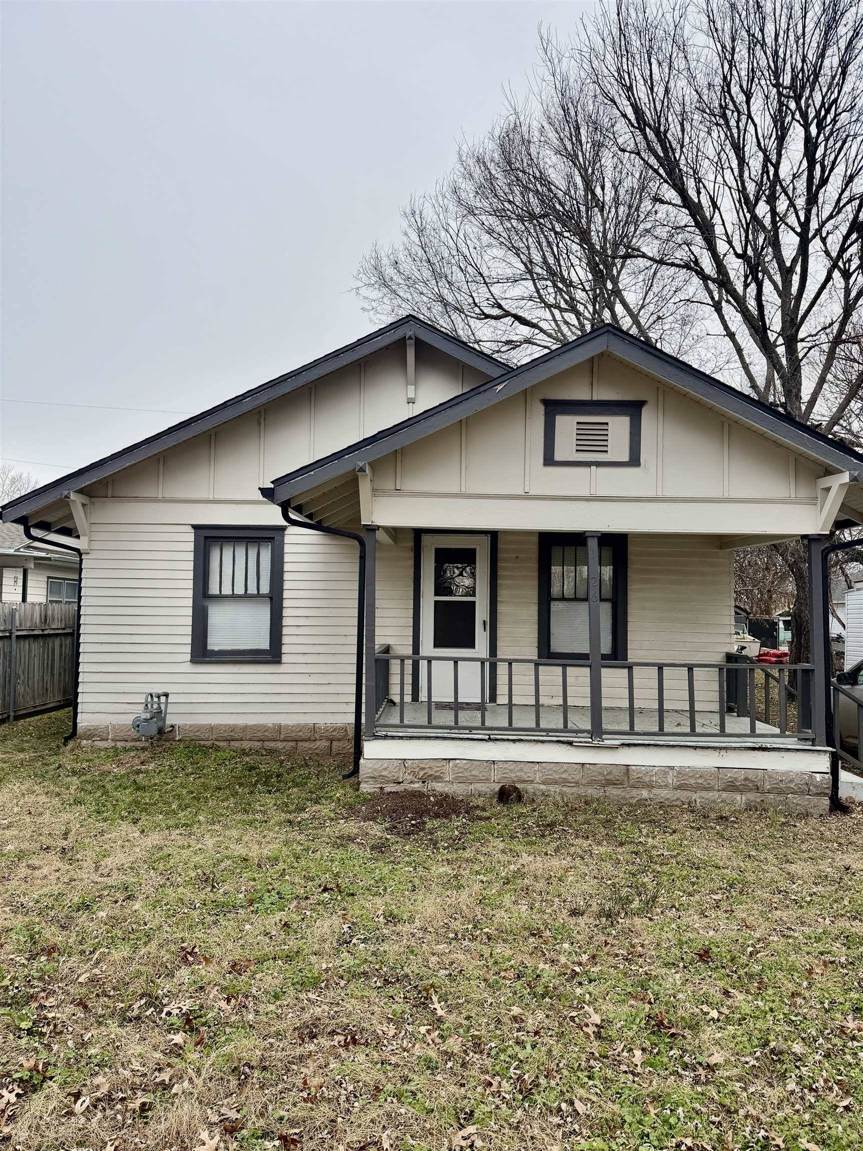 1126 N 1st, Arkansas City, KS 67005