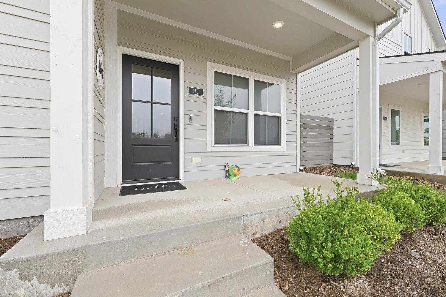 145 S Shay Rd, Andover, KS 67002
