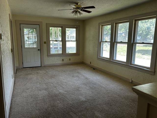1221 N 4TH, Arkansas City, KS 67005
