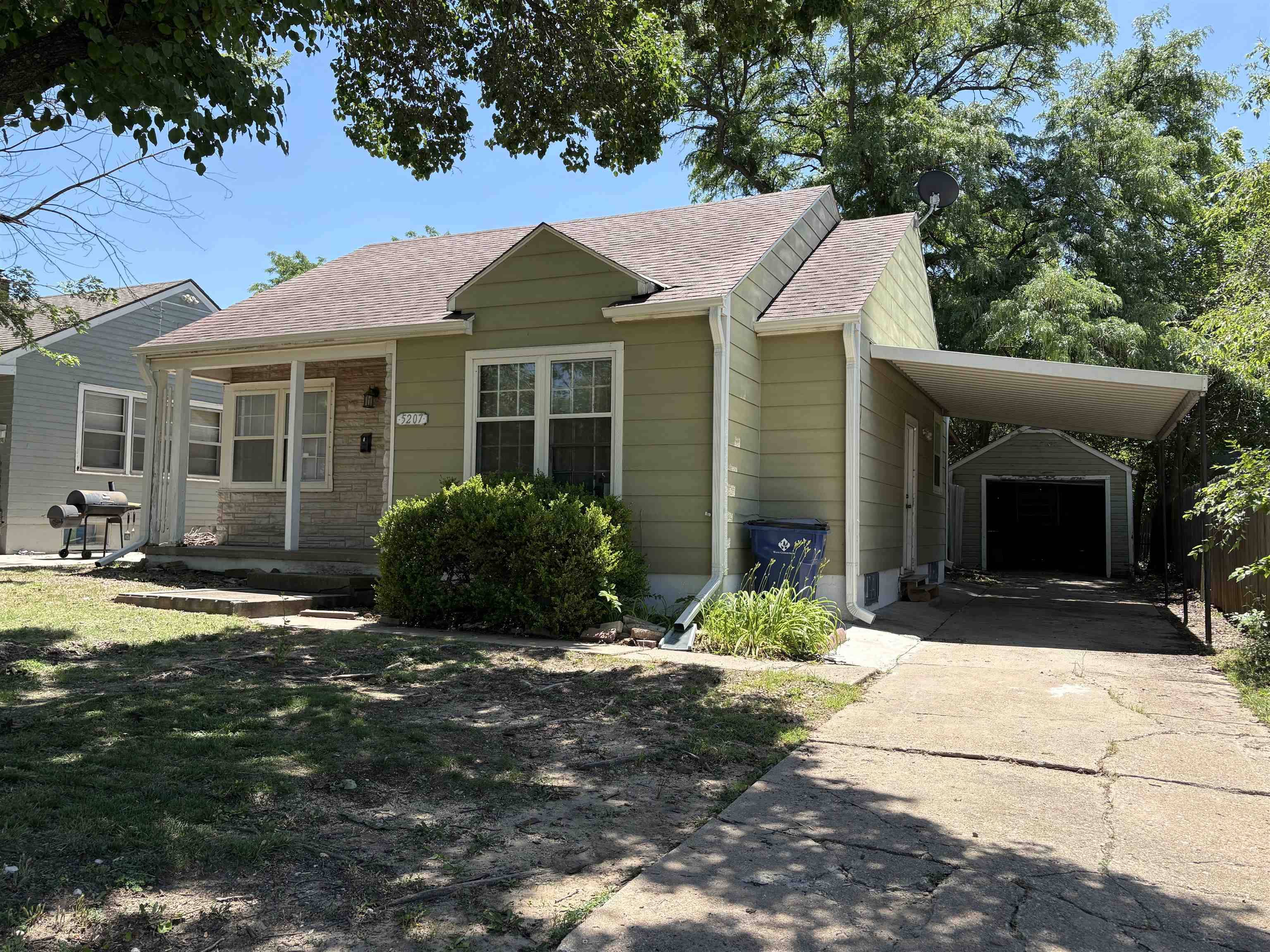 5207 E Murdock, Wichita, KS 67208