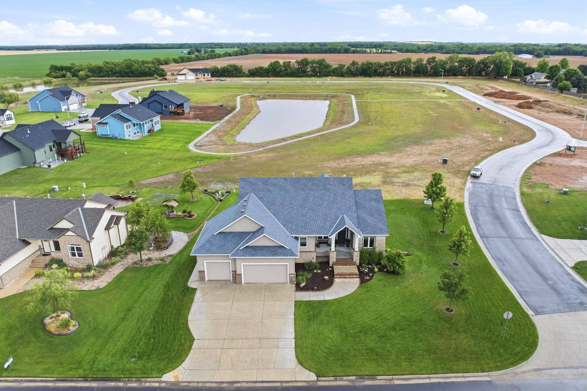 1101 E Park Glen St, Clearwater, KS 67026