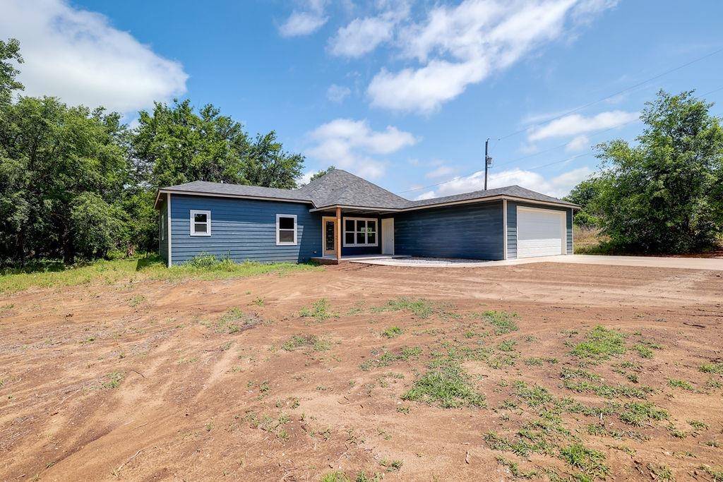 2118 W Radio Ln, Arkansas City, KS 67005