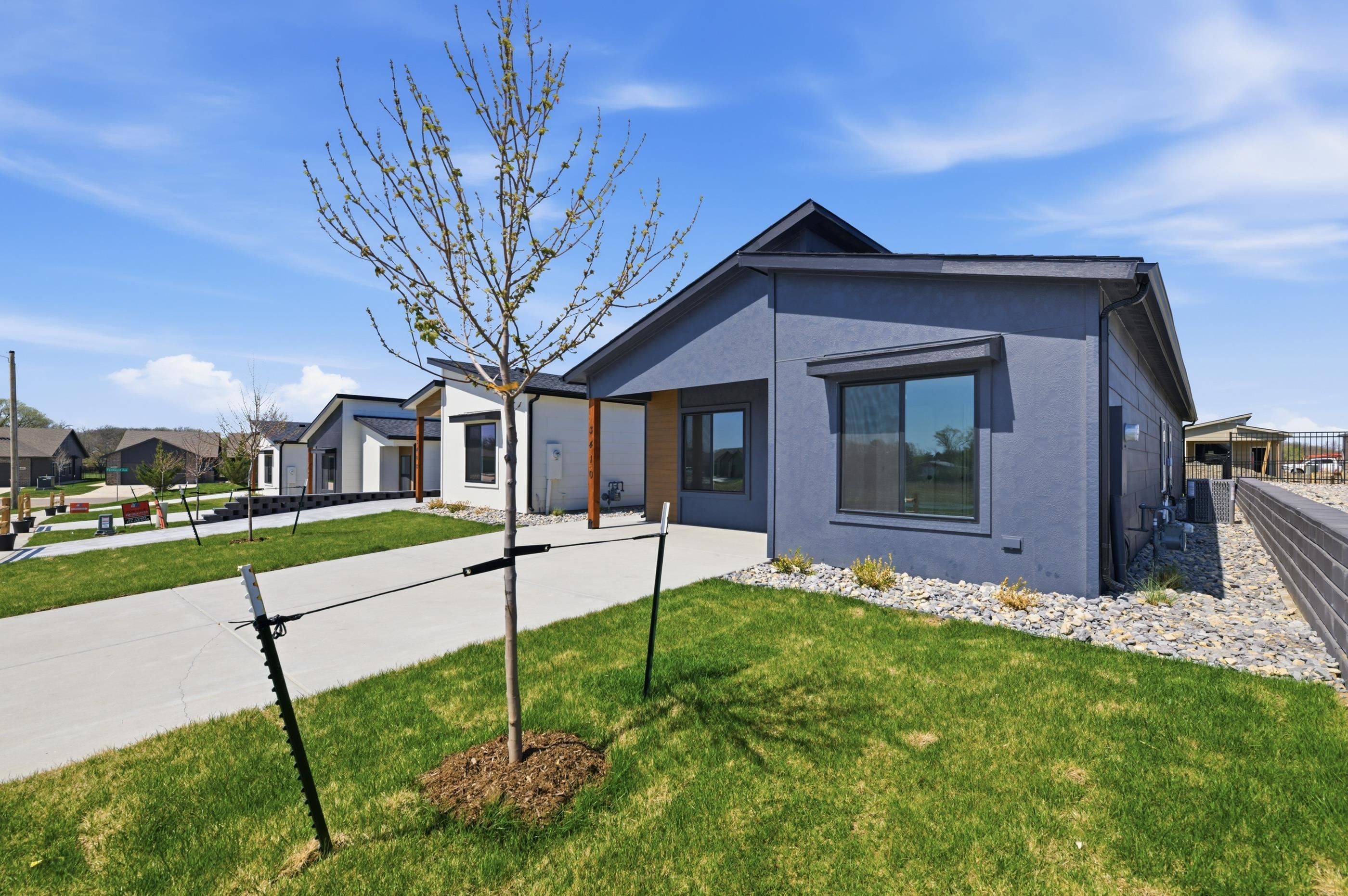 3422 E Thunder, Wichita, KS 67219