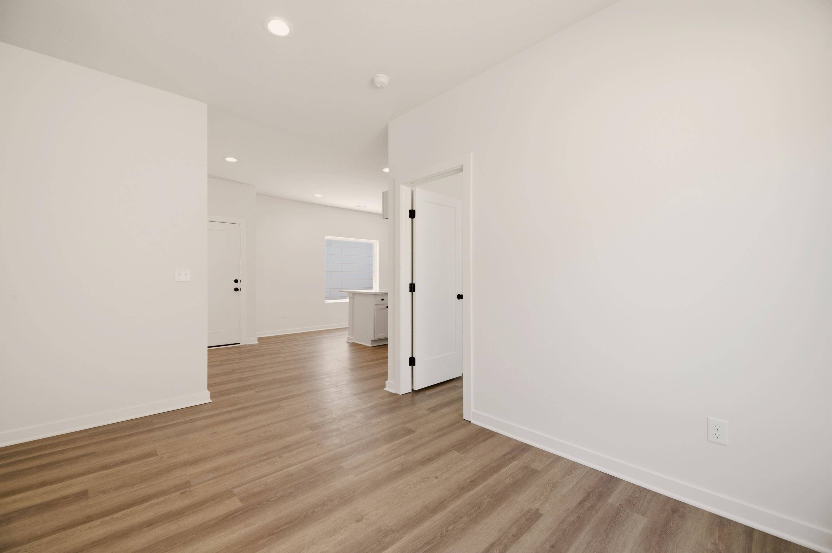 3422 E Thunder, Wichita, KS 67219
