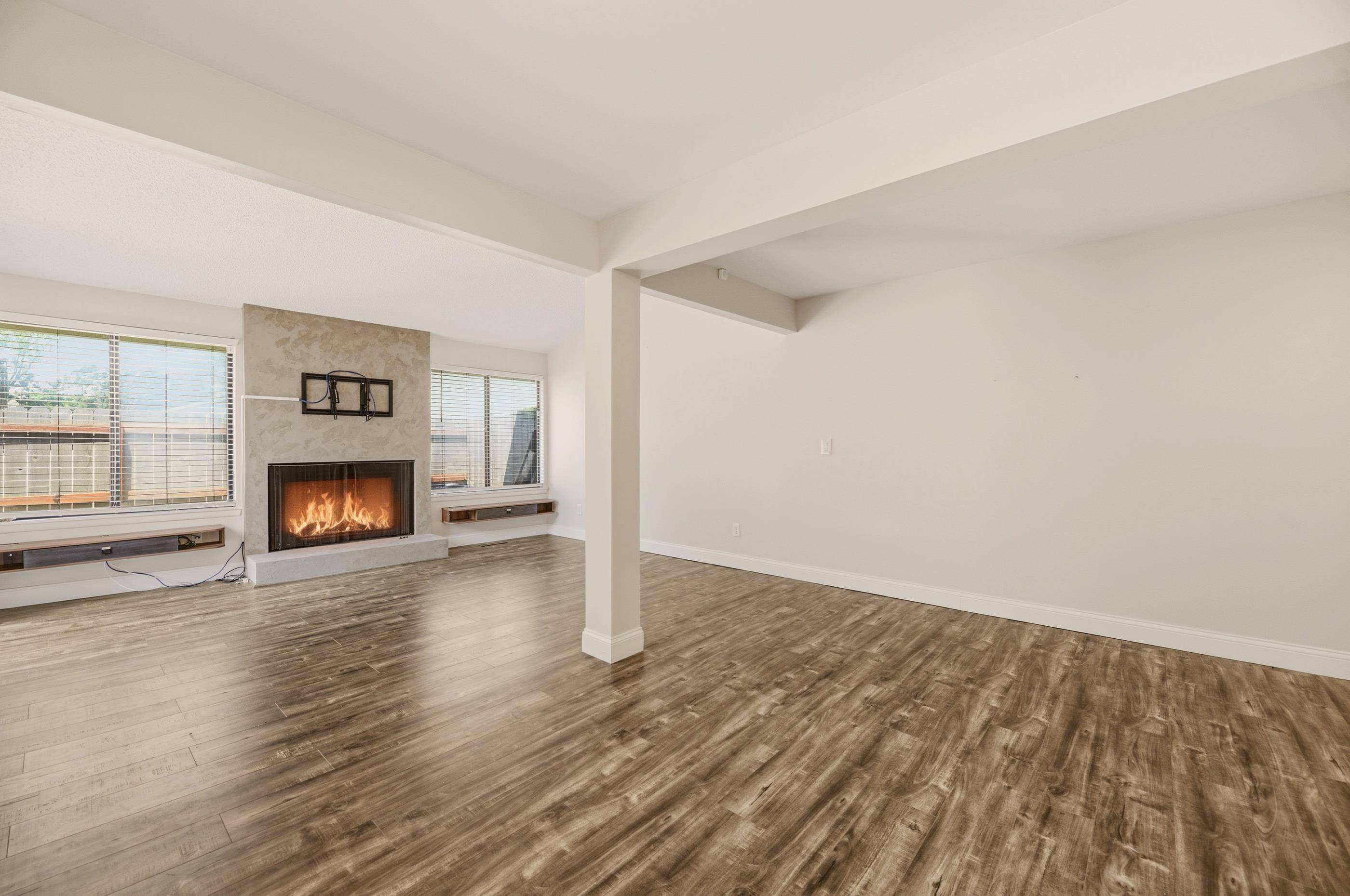 8201 E Harry St Apt 1001, Wichita, KS 67207