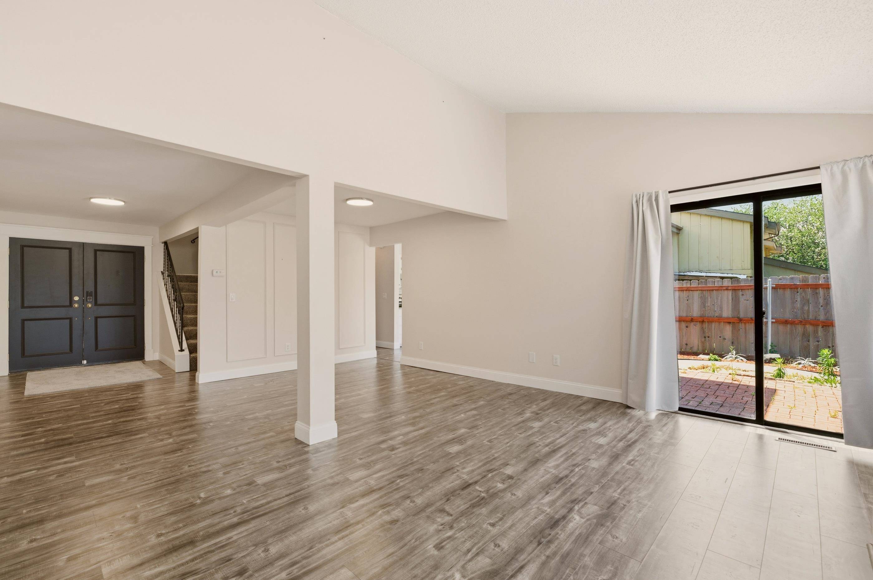 8201 E Harry St Apt 1001, Wichita, KS 67207