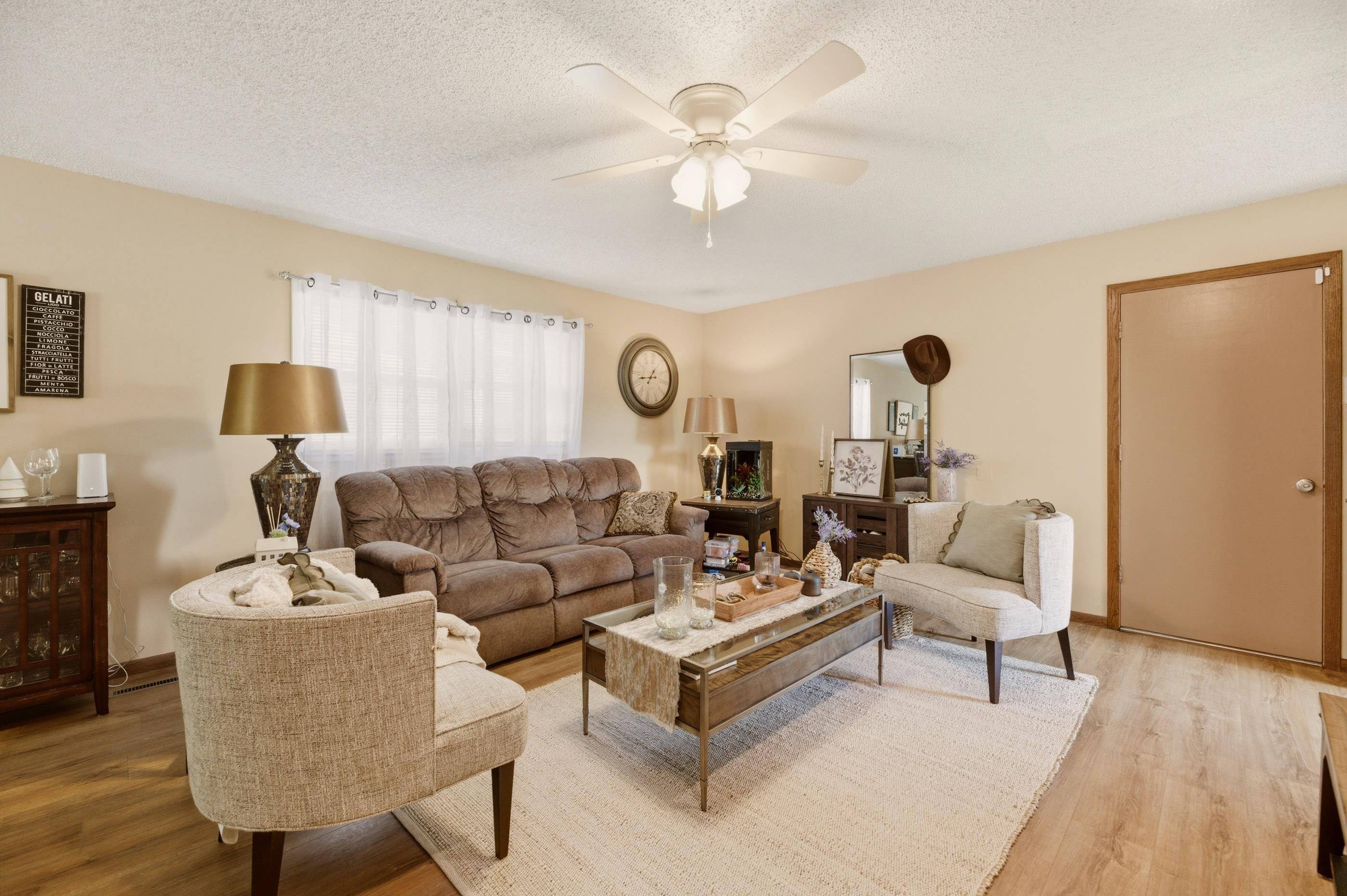 4109 N Danbury St, Bel Aire, KS 67220