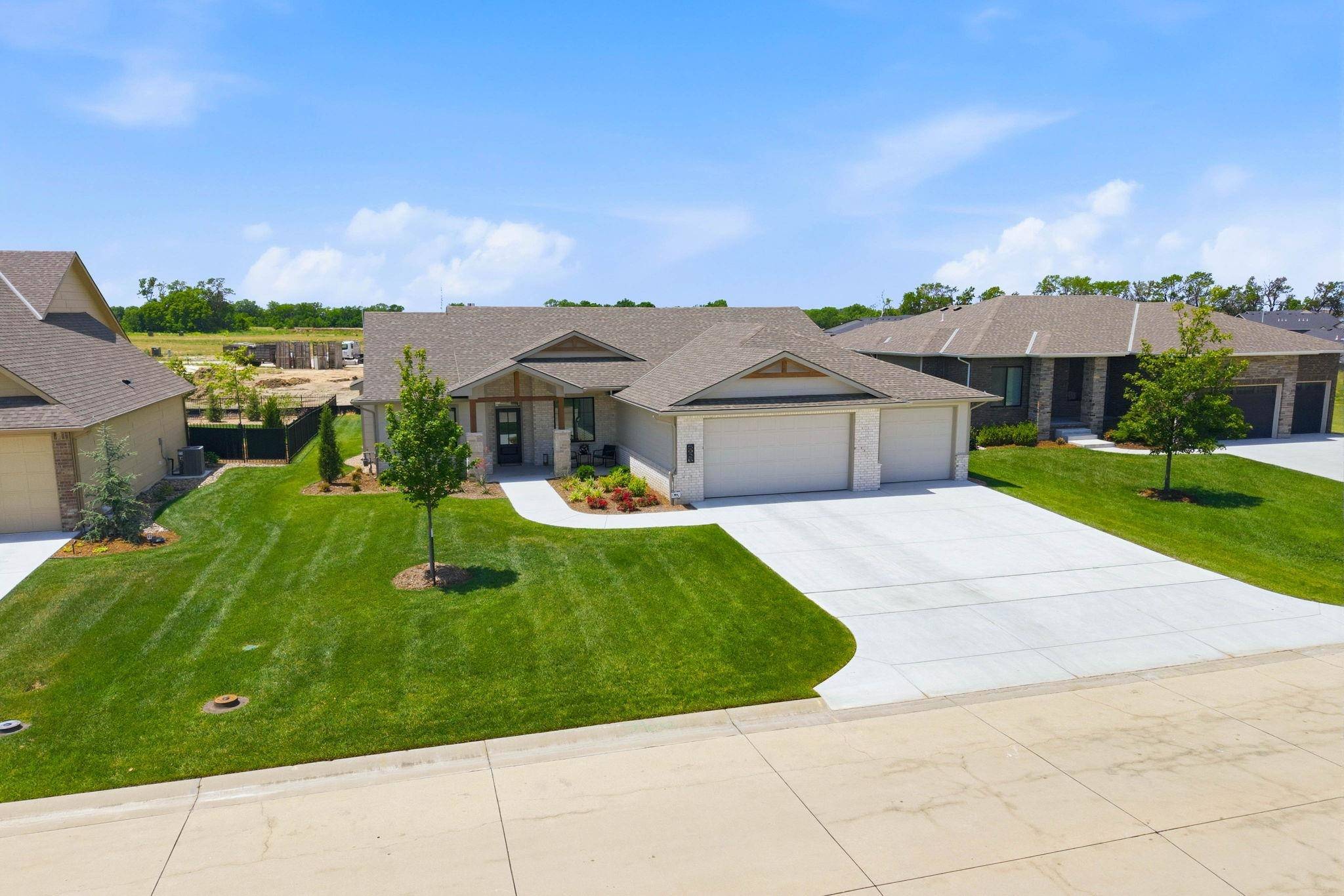5926 E Forbes Ct., Bel Aire, KS 67220