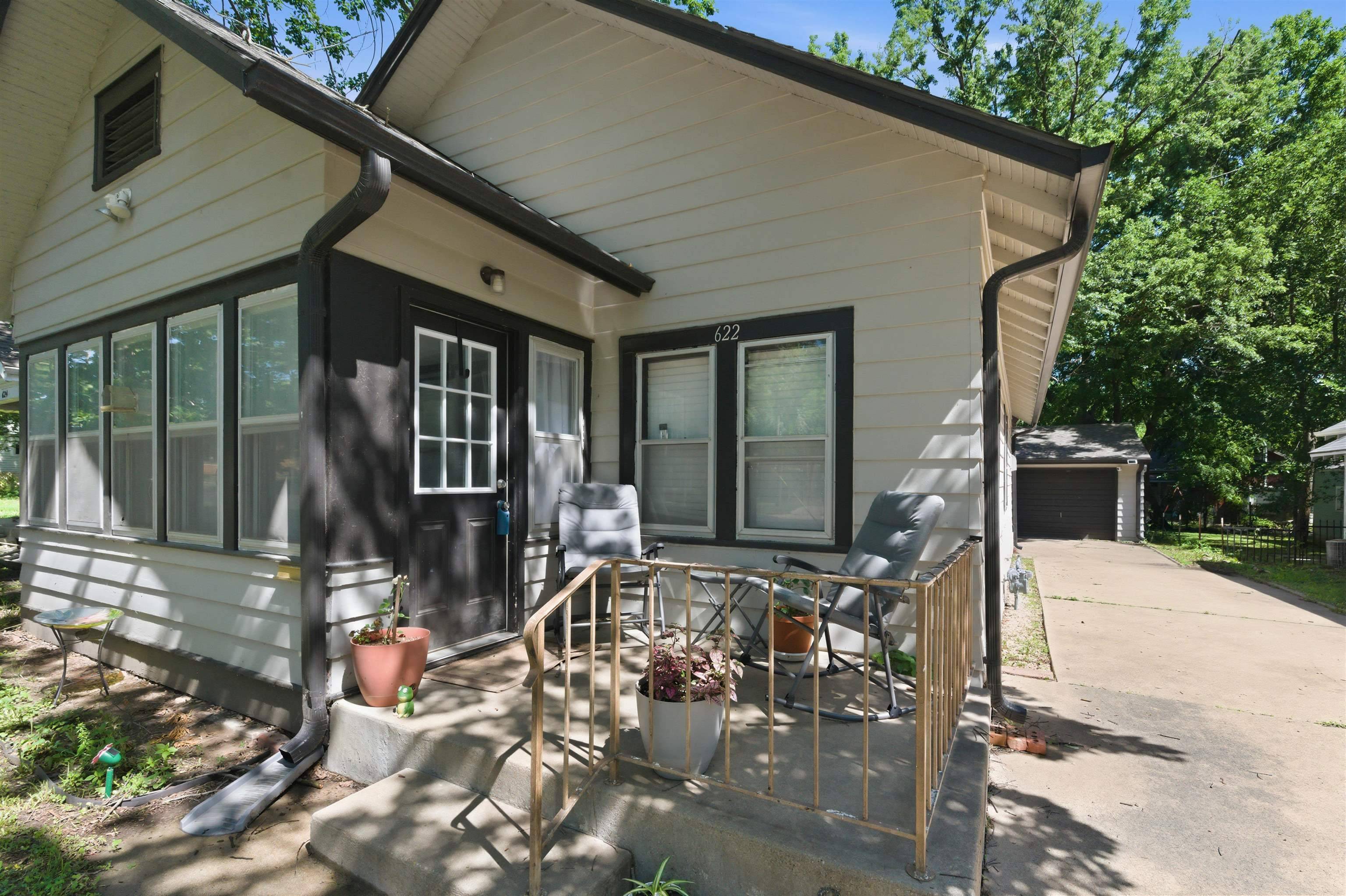 622 W Carr Ave, El Dorado, KS 67042