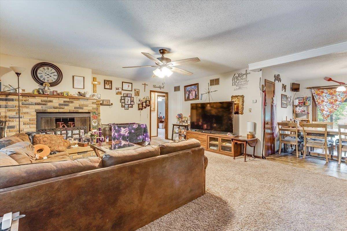 1603 Mound St., Winfield, KS 67156
