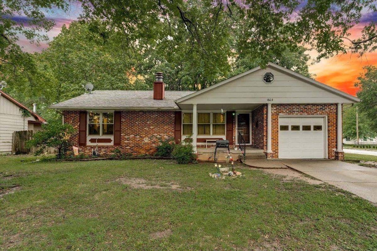 1603 Mound St., Winfield, KS 67156