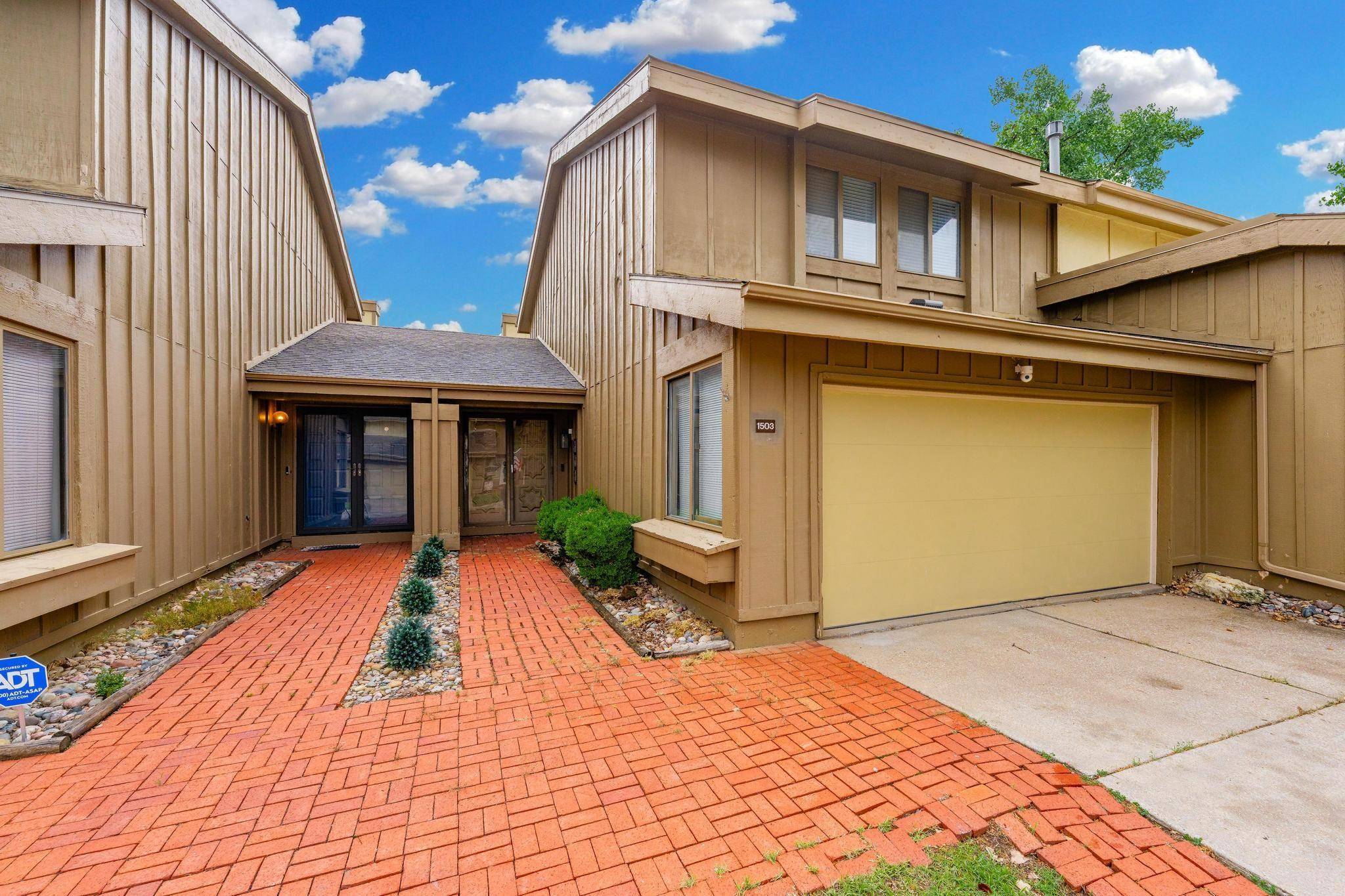 8201 E Harry, Wichita, KS 67207