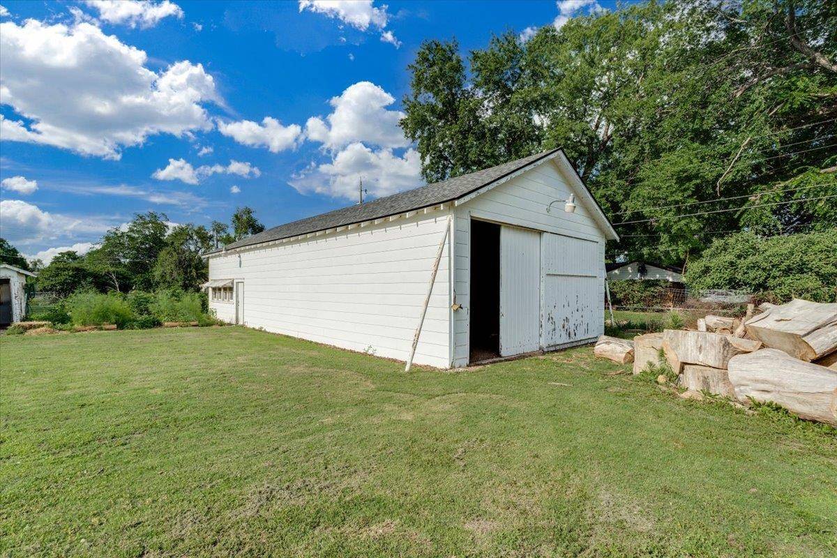 110 S Tyler, Wichita, KS 67209