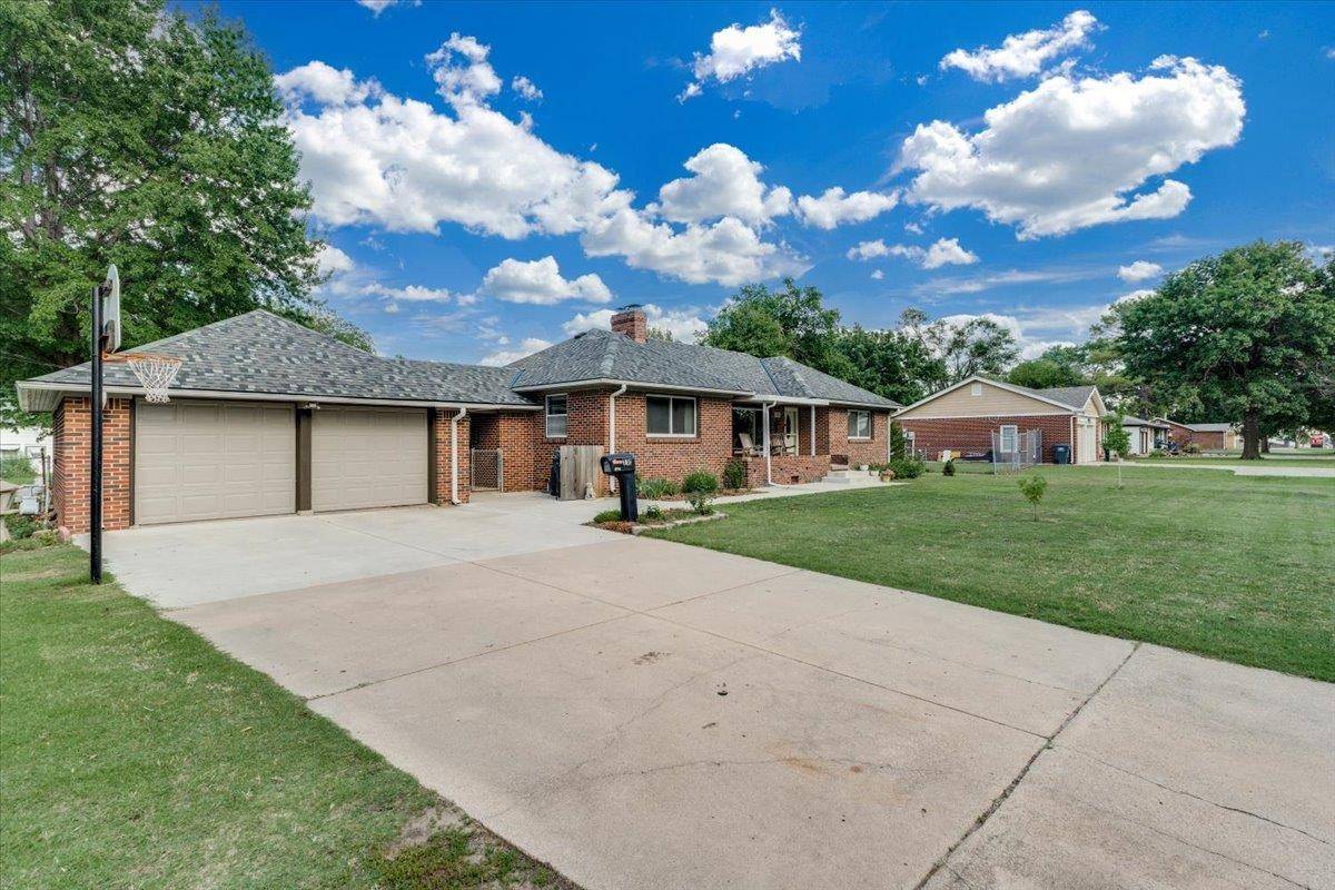 110 S Tyler, Wichita, KS 67209