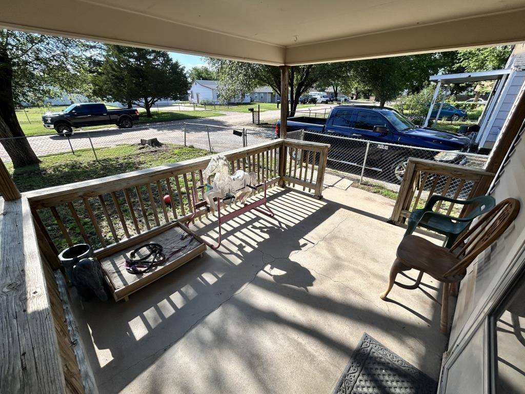1301 S Vine St, Wichita, KS 67213