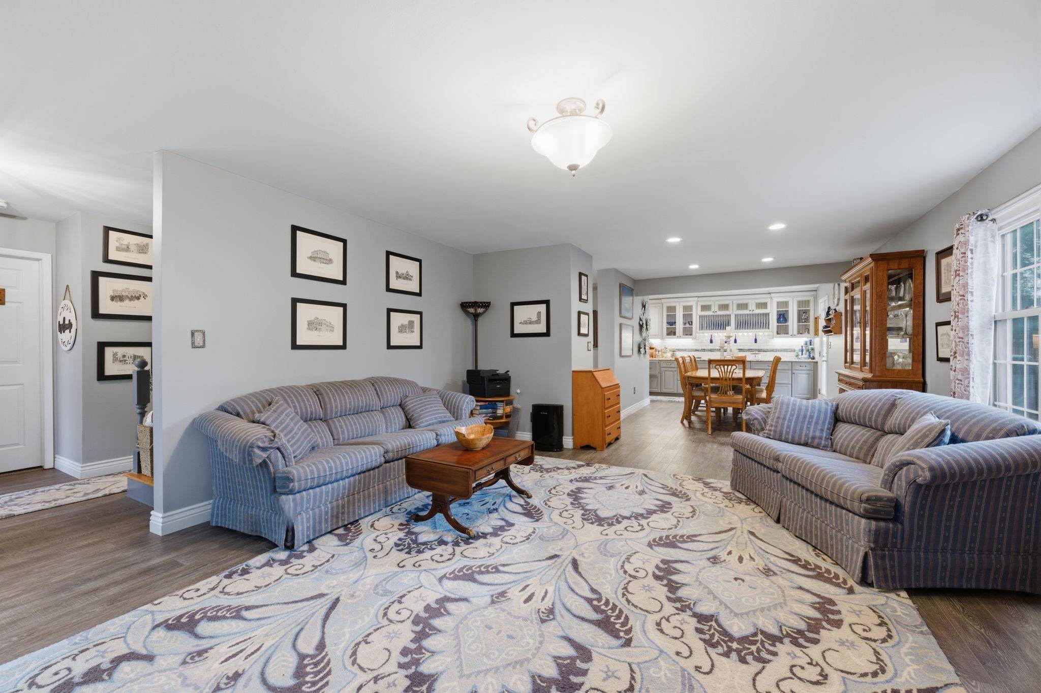 19 Fleetwood, Winfield, KS 67156