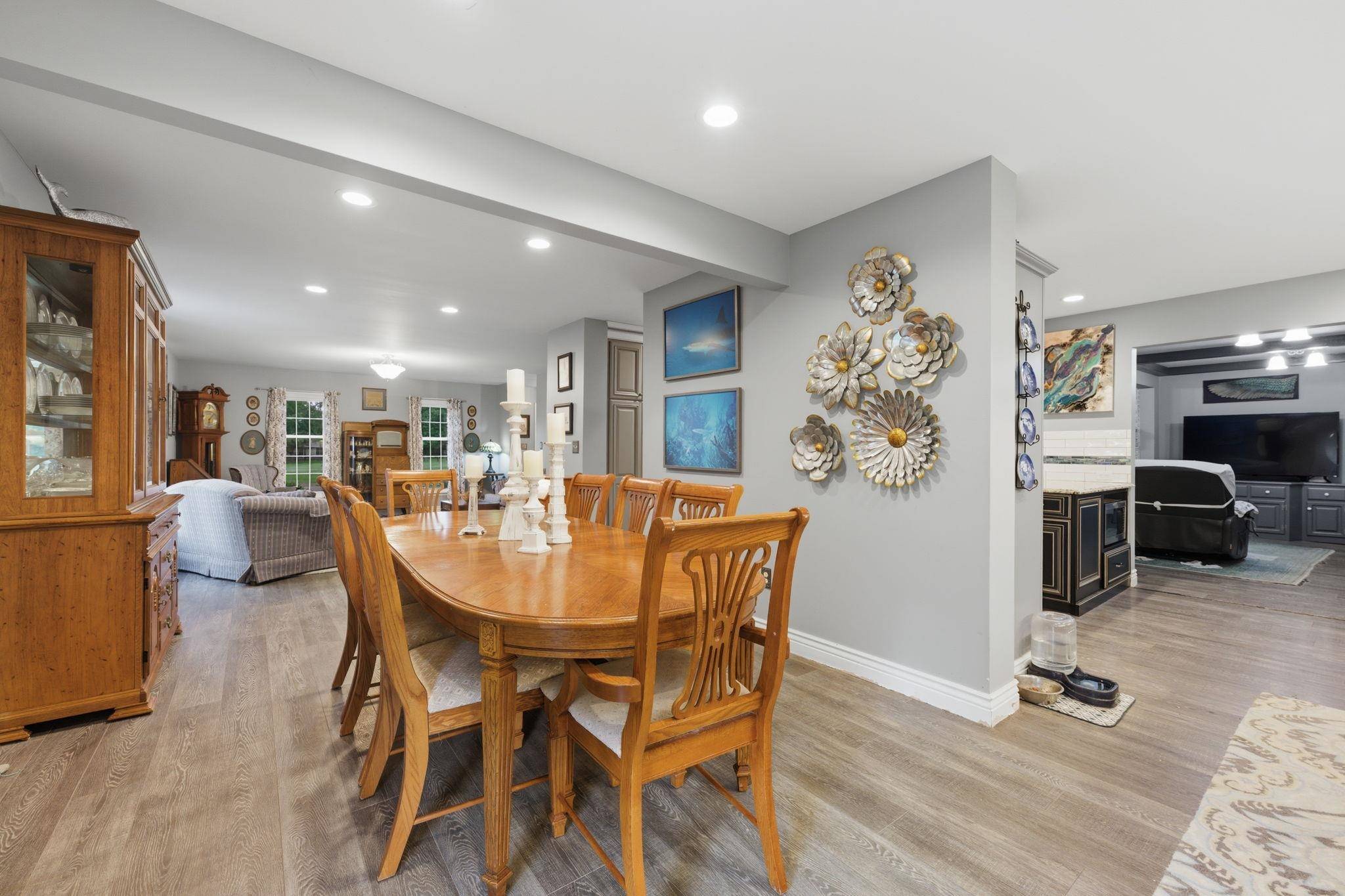 19 Fleetwood, Winfield, KS 67156