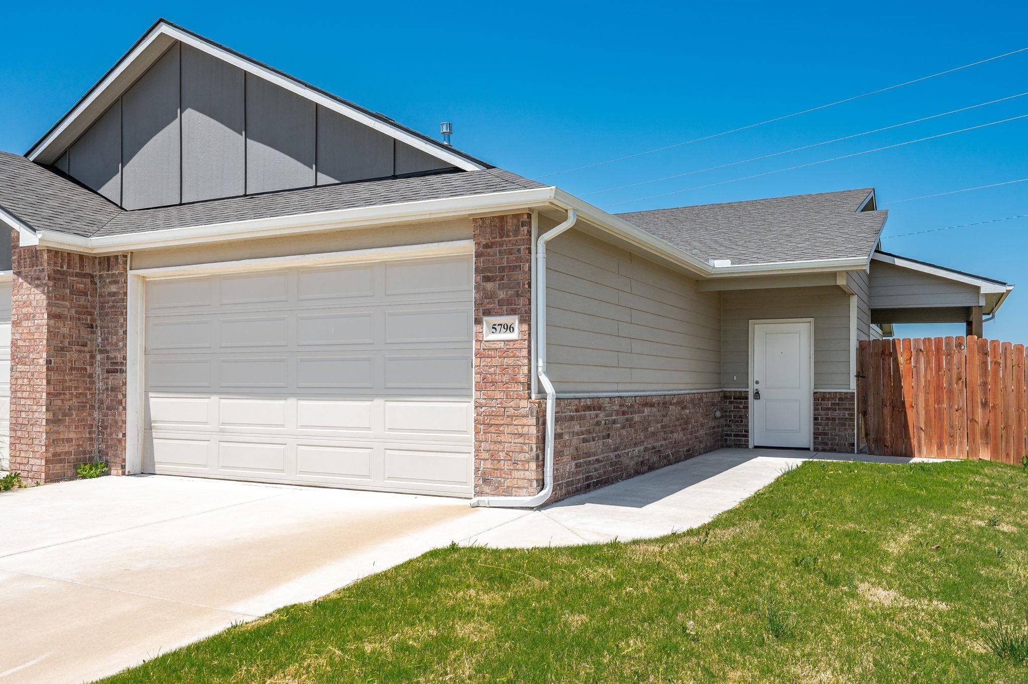 5794 E Bristol Circle, Wichita, KS 67220