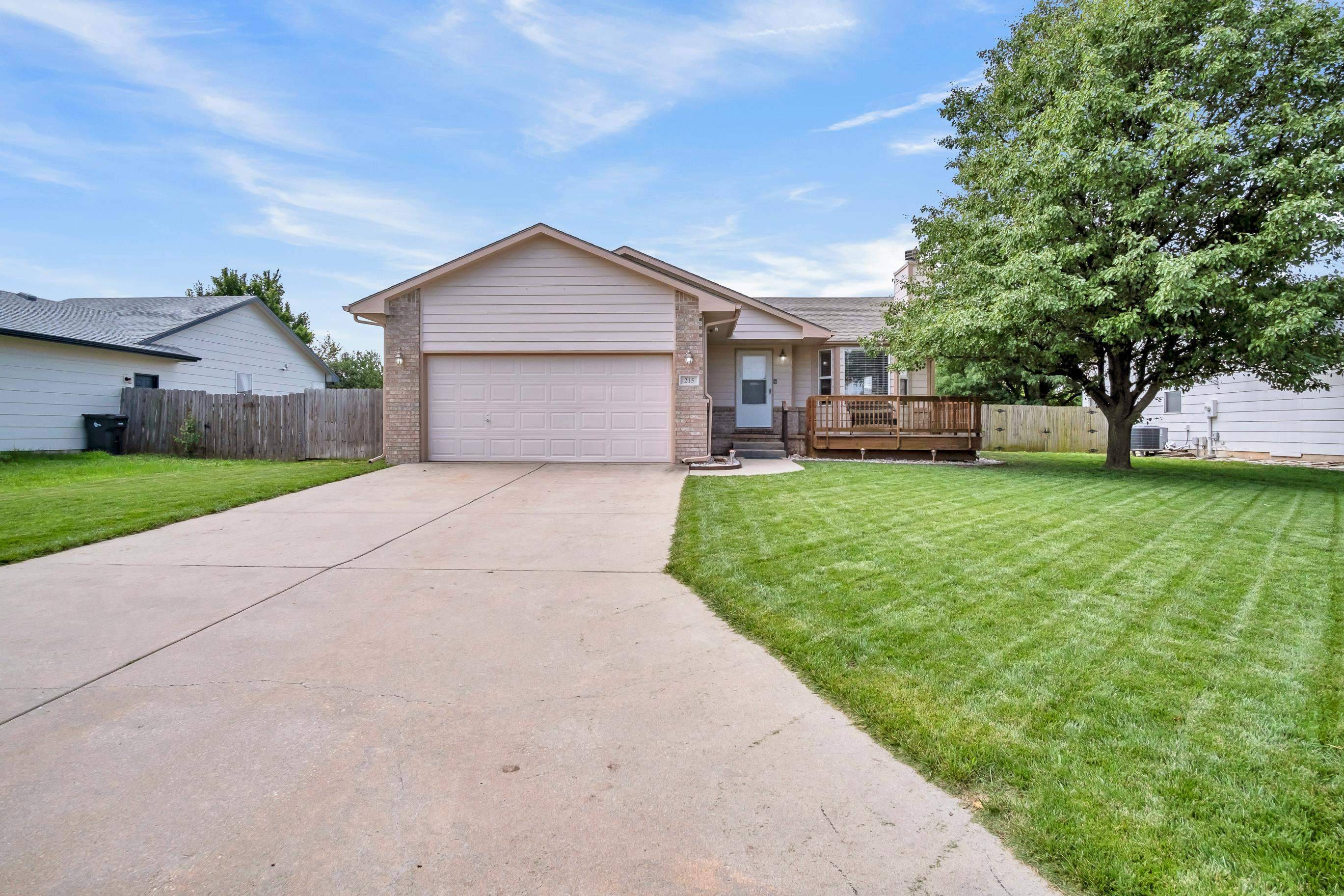 215 Sutton, Newton, KS 67114